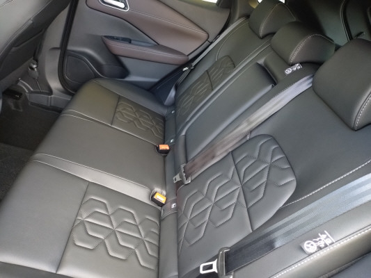 NISSAN Qashqai 1.5 VC ePower Tekna-image-9