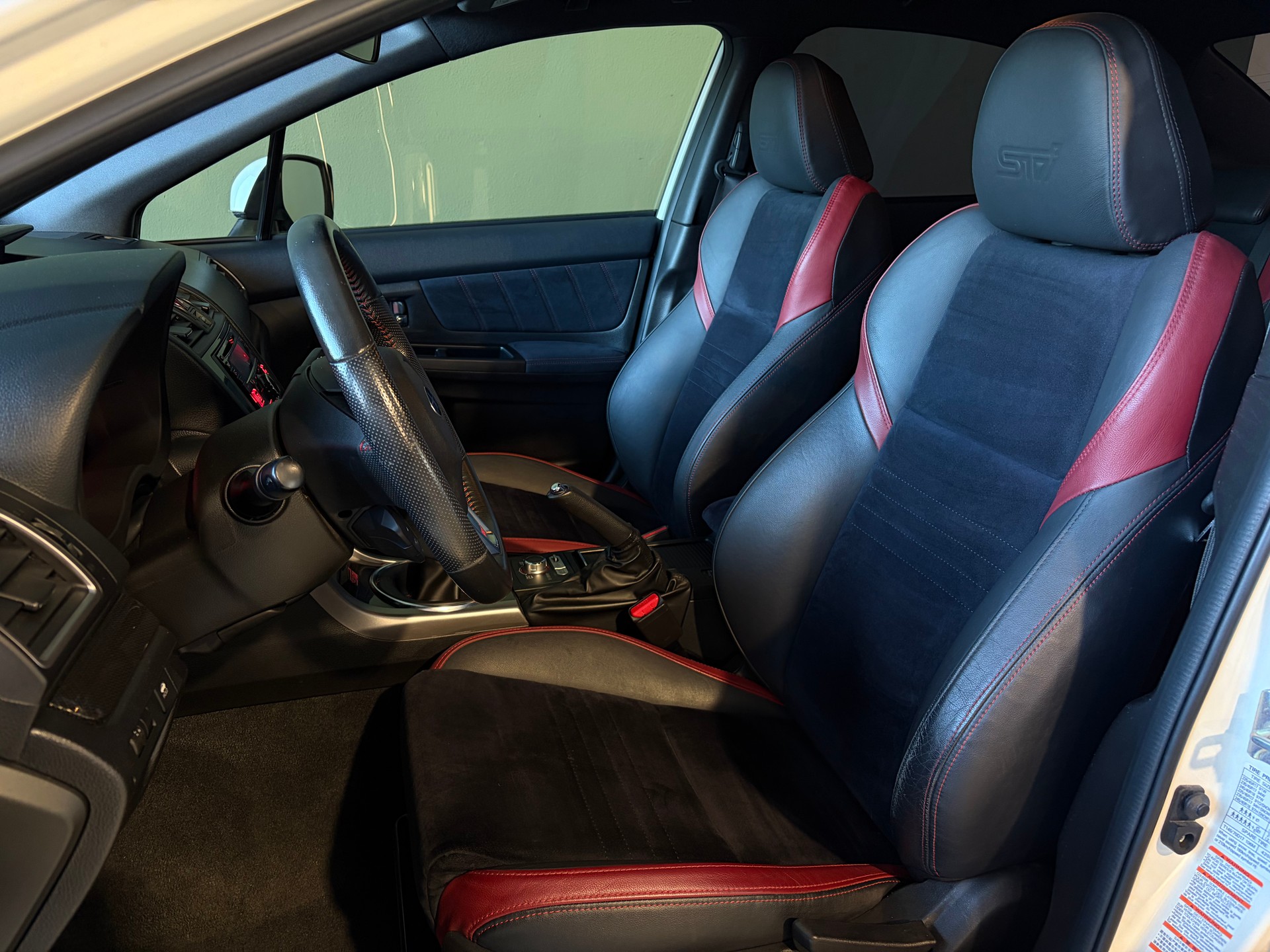 SUBARU WRX 2.5 Turbo 4WD STI Sport S *** 356 PS *** Ab MFK *** CH- Fahrzeug ***-image-9
