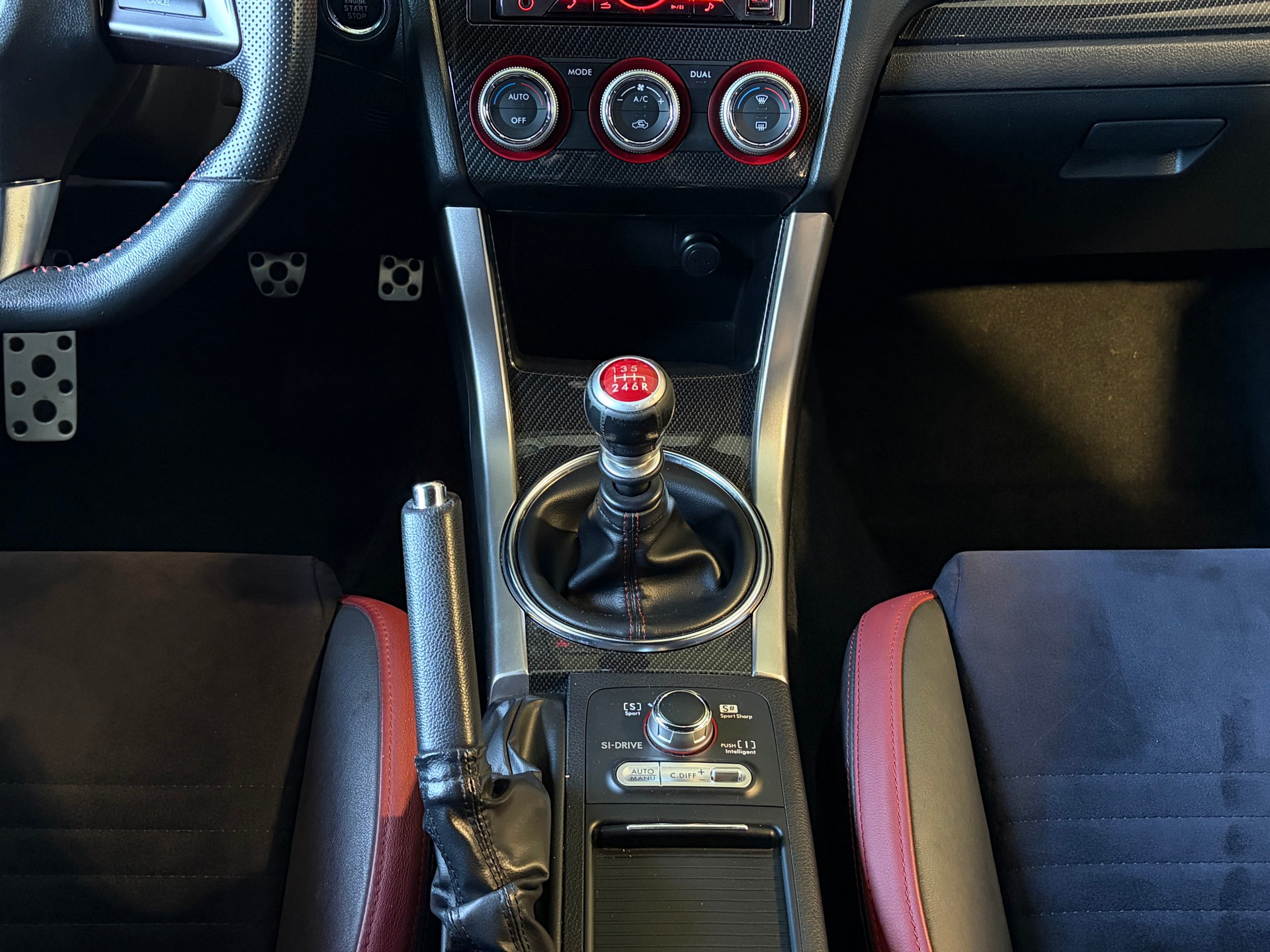 SUBARU WRX 2.5 Turbo 4WD STI Sport S *** 356 PS *** Ab MFK *** CH- Fahrzeug ***-image-14