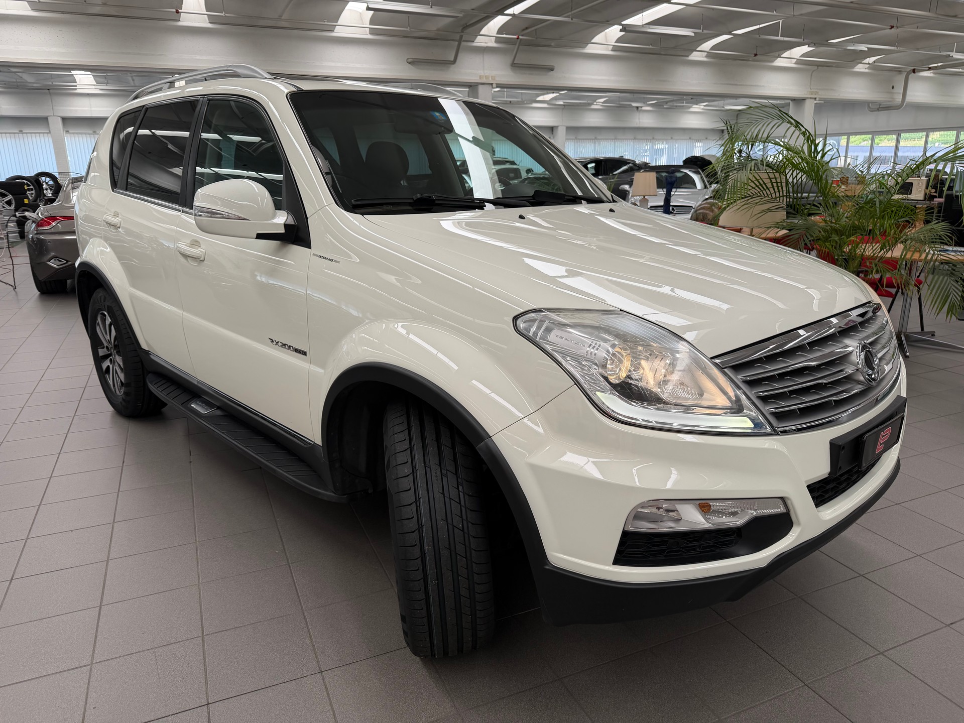 KGM-SsangYong Rexton RX200 e-XDi Sapphire 4WD Automatic-image-1
