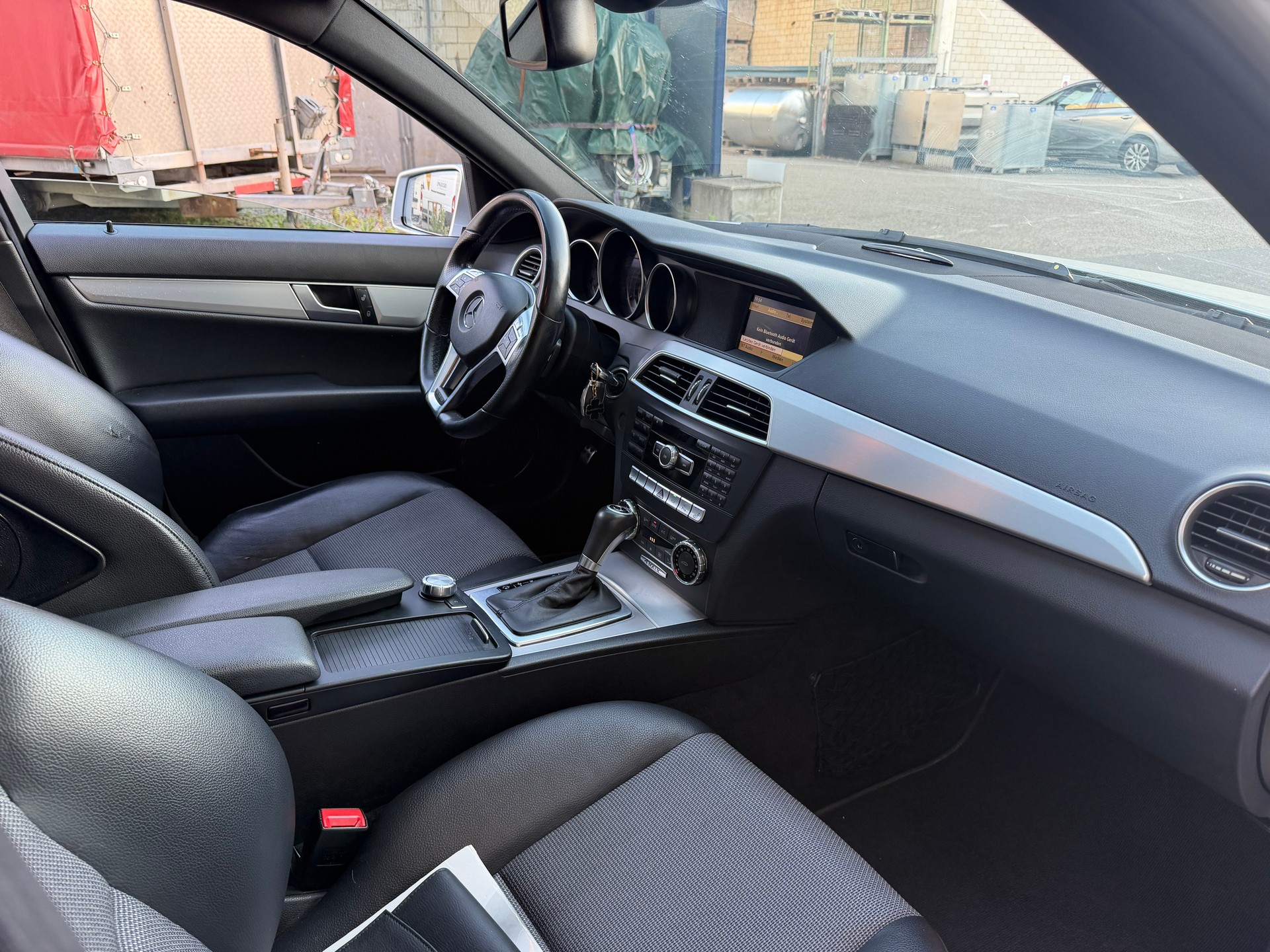 MERCEDES-BENZ C 250 CDI Elégance 4Matic 7G-Tronic-image-7