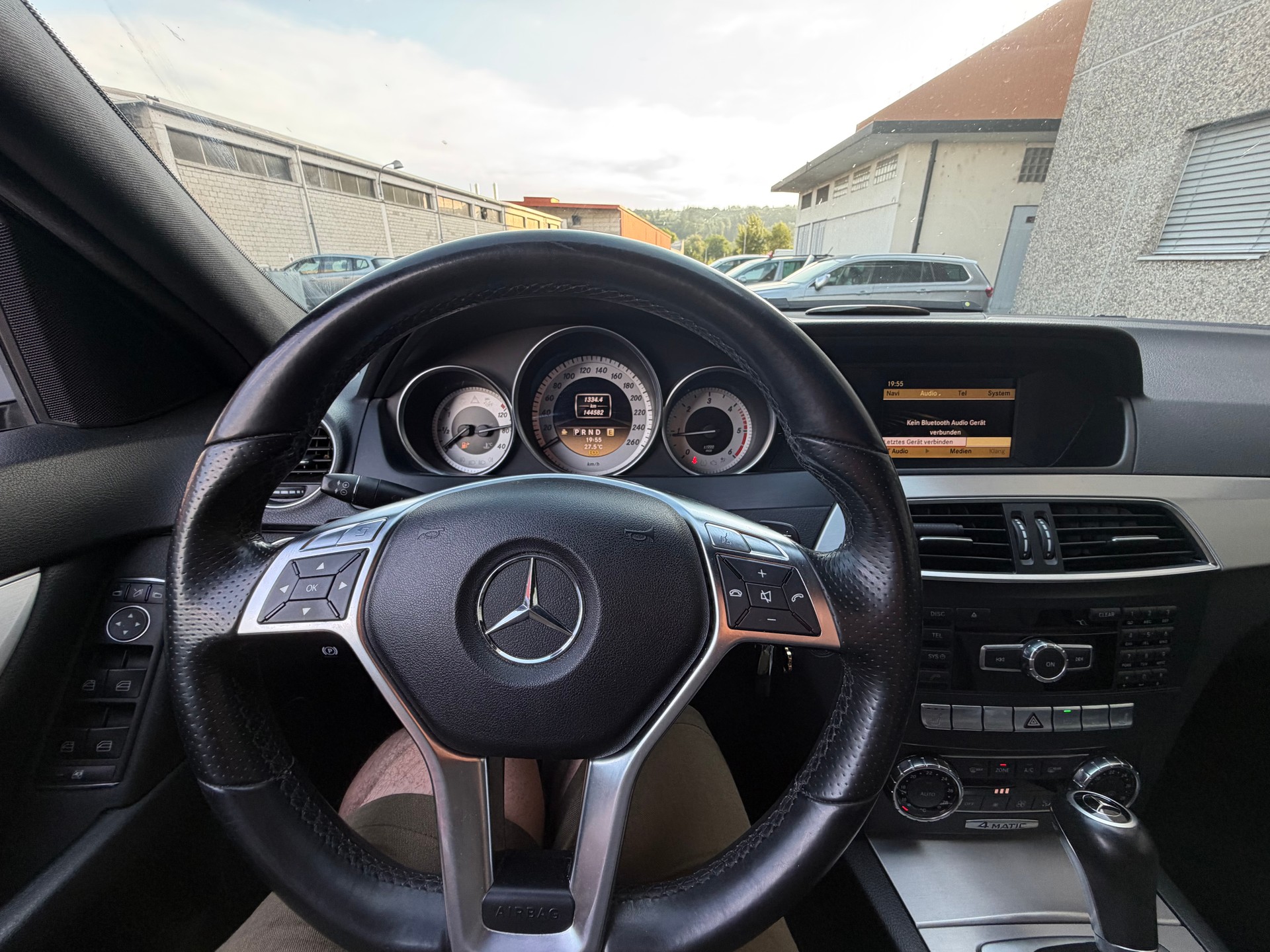 MERCEDES-BENZ C 250 CDI Elégance 4Matic 7G-Tronic-image-10