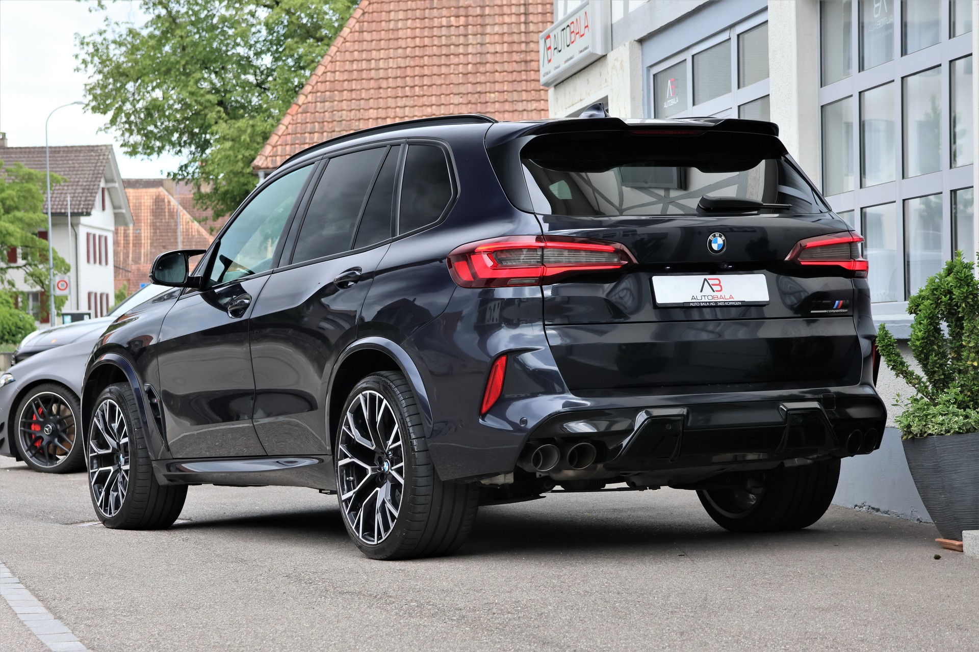 BMW X5M Competition Steptronic Competition + 3.5T AHK-showroom-element-2