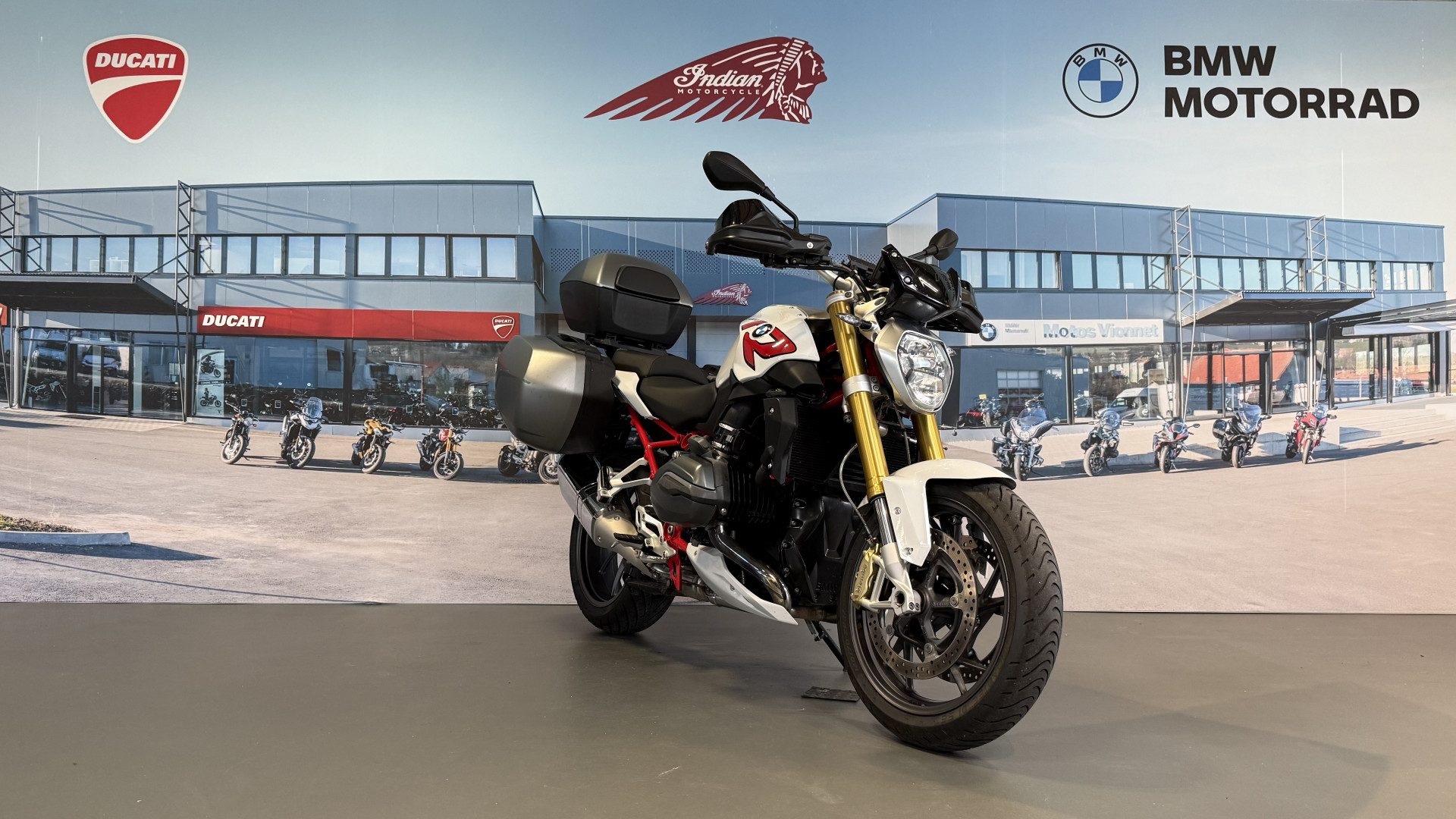 BMW R 1200 R-image-0