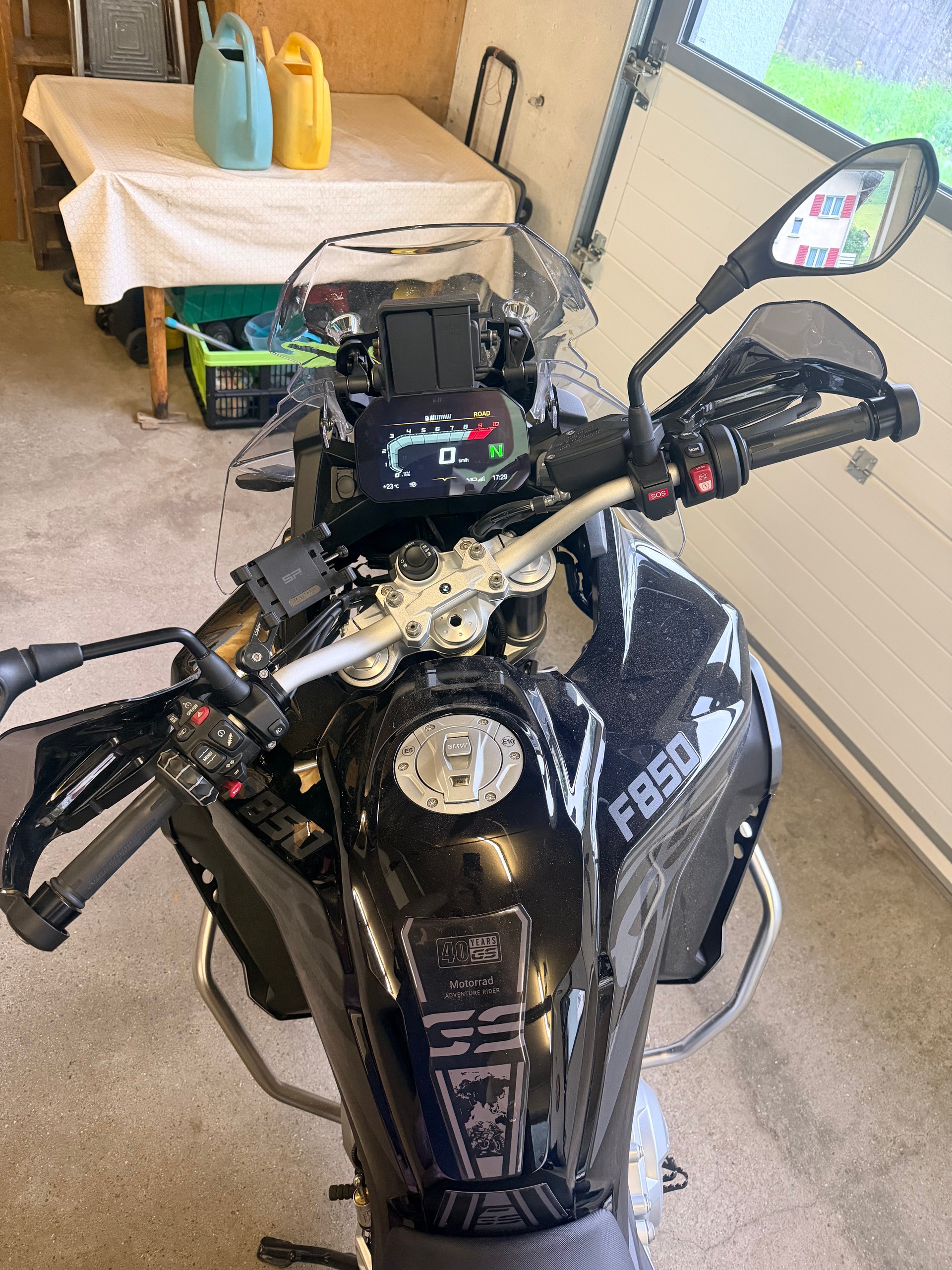 BMW F 850 GS Adventure-image-7