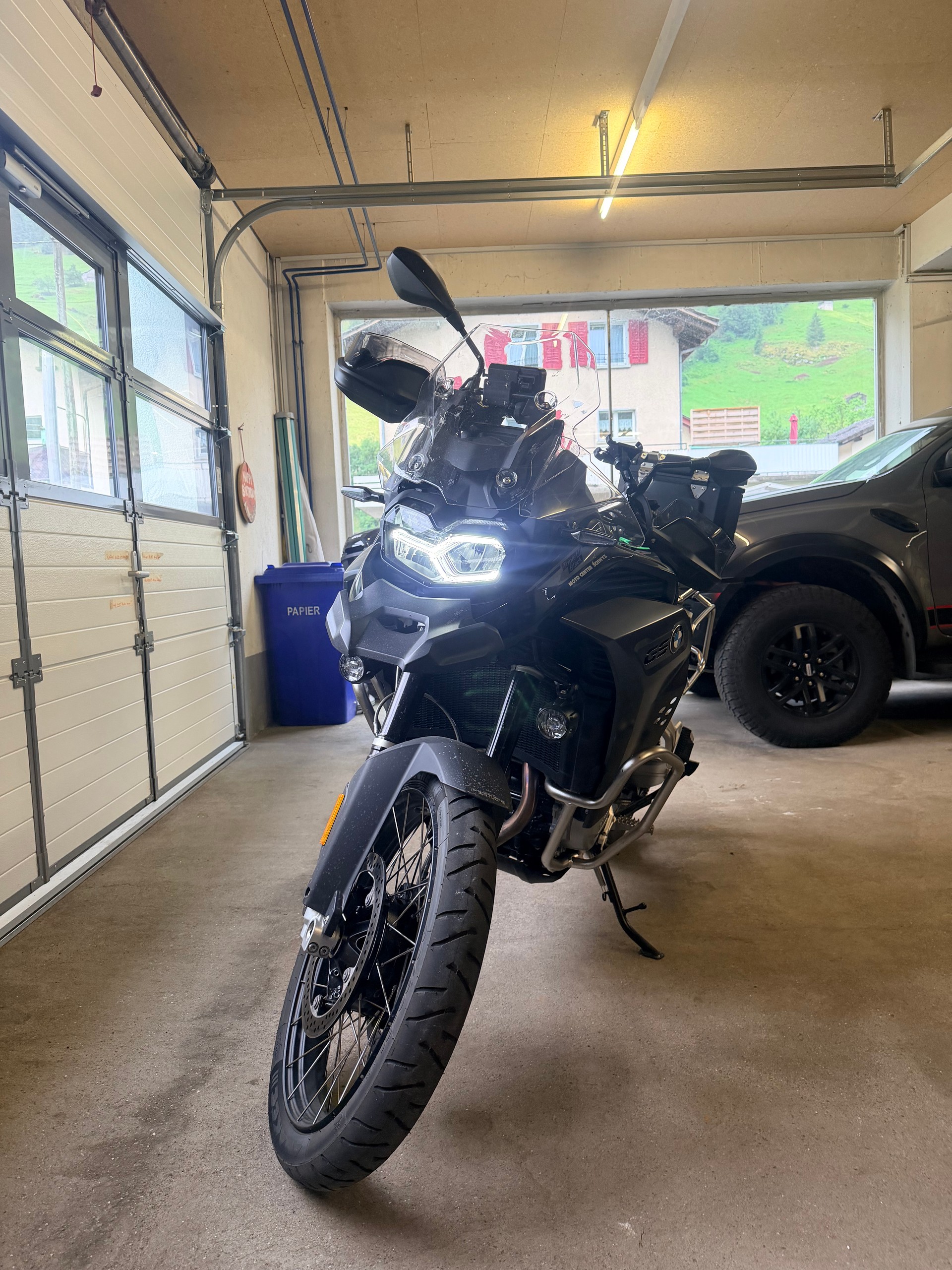 BMW F 850 GS Adventure-image-3