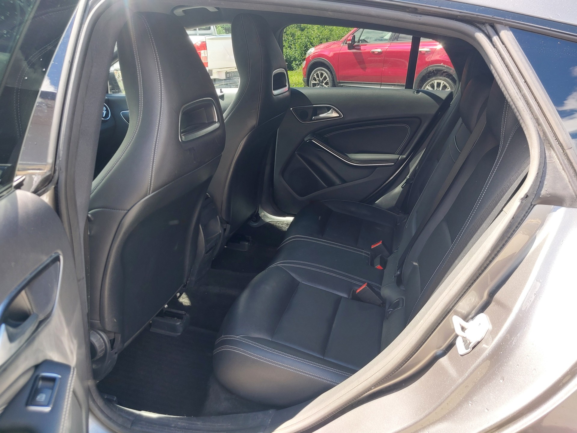 MERCEDES-BENZ CLA Shooting Brake 220 CDI 7G-DCT-image-6