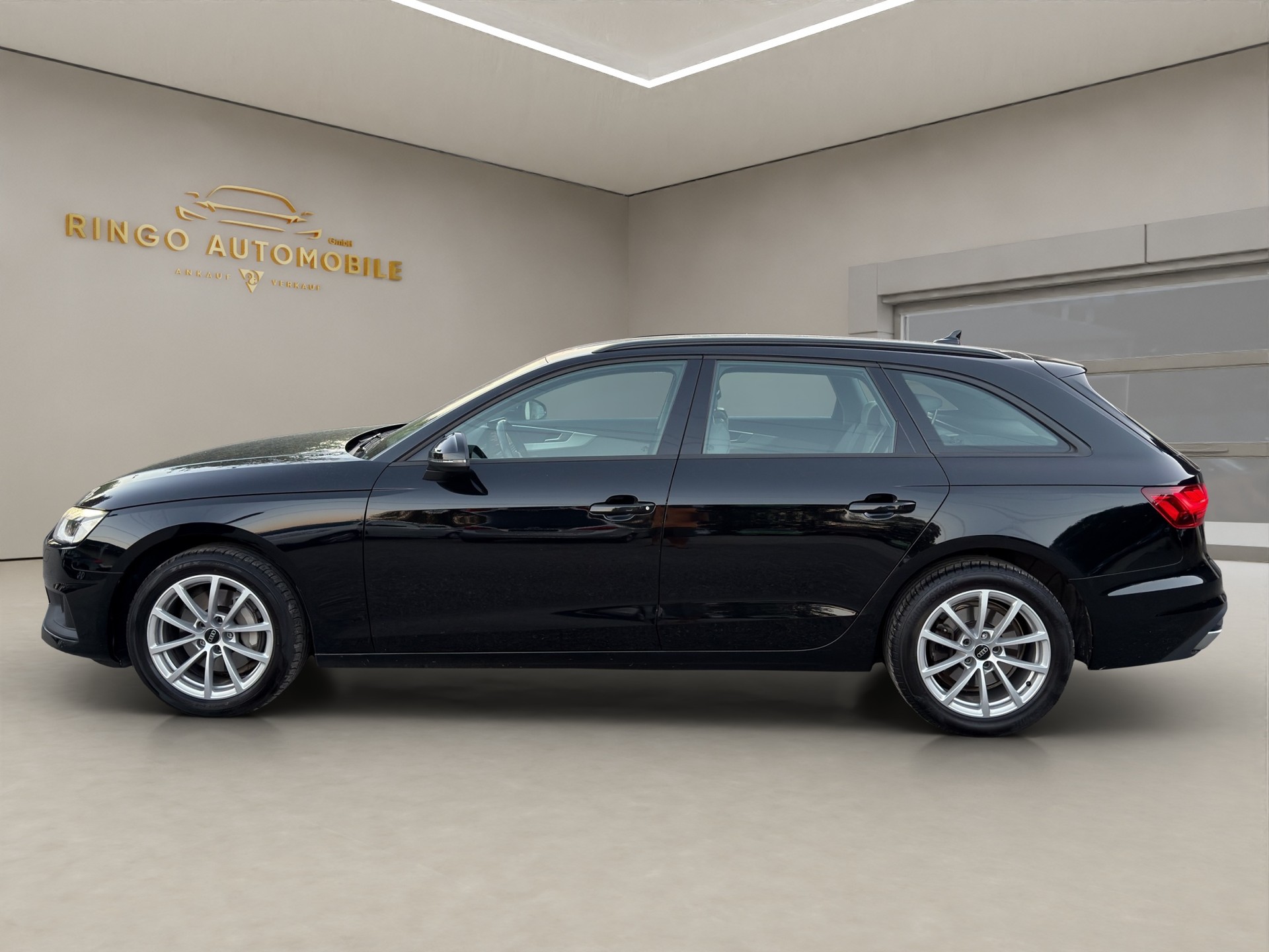 AUDI A4 Avant 40 TDI quattro S-tronic-showroom-element-3