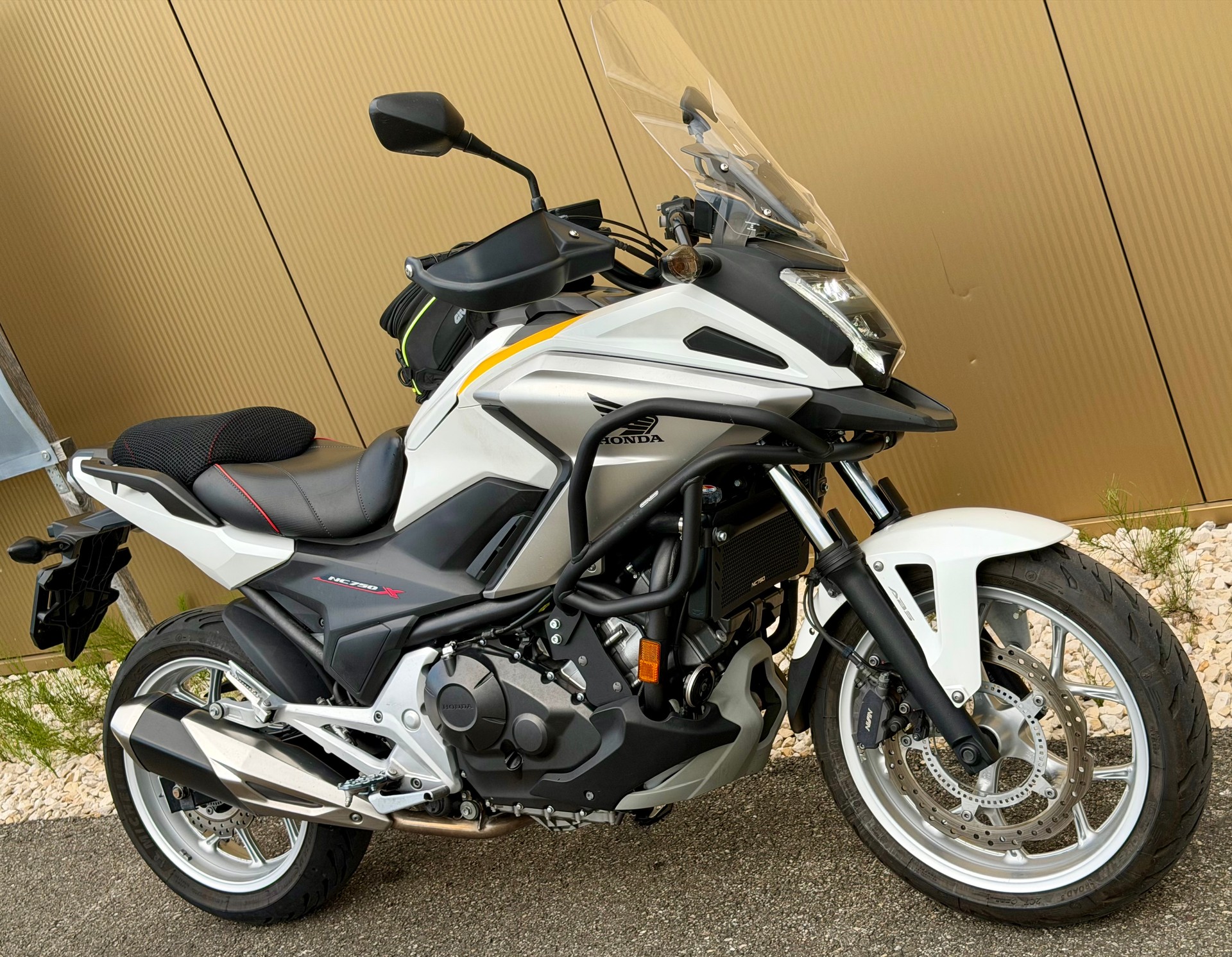 HONDA NC 750 XA ABS-image-2