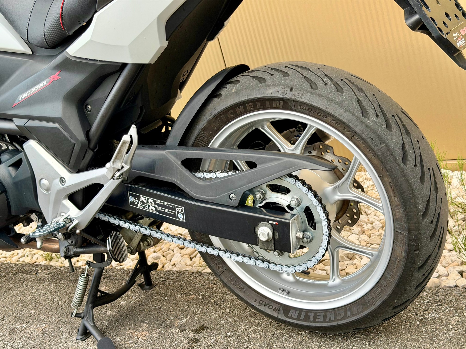HONDA NC 750 XA ABS-image-13