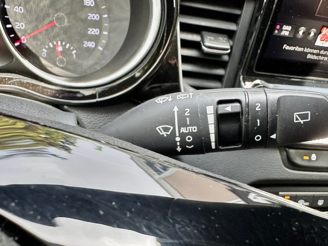 KIA Ceed 1.5 T-GDi MHEV Power DCT-image-22