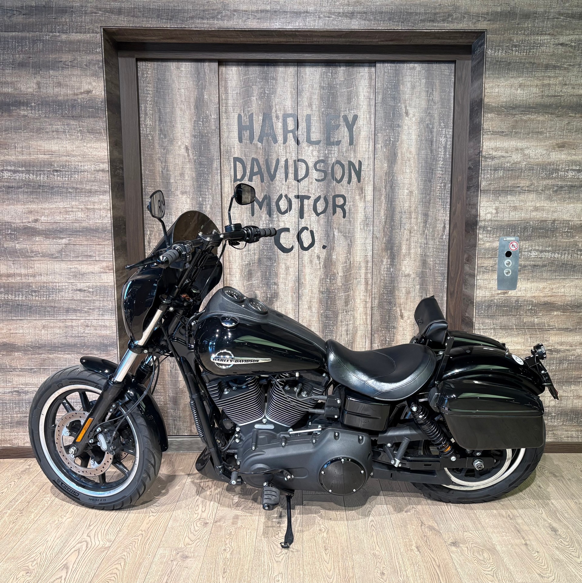 HARLEY-DAVIDSON FXDLS Dyna Low Rider S-image-3