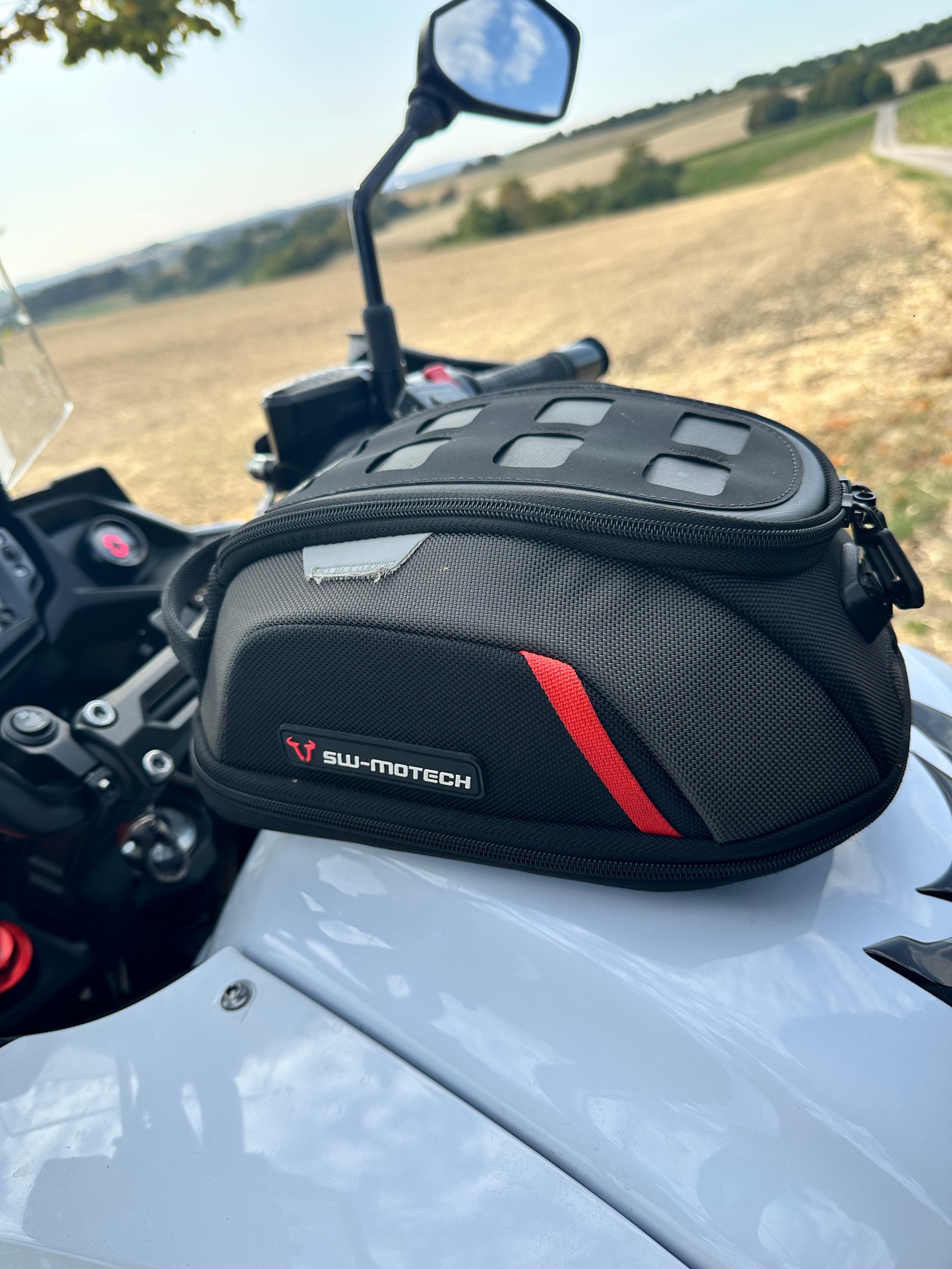KAWASAKI Versys 650 ABS Tourer-image-10