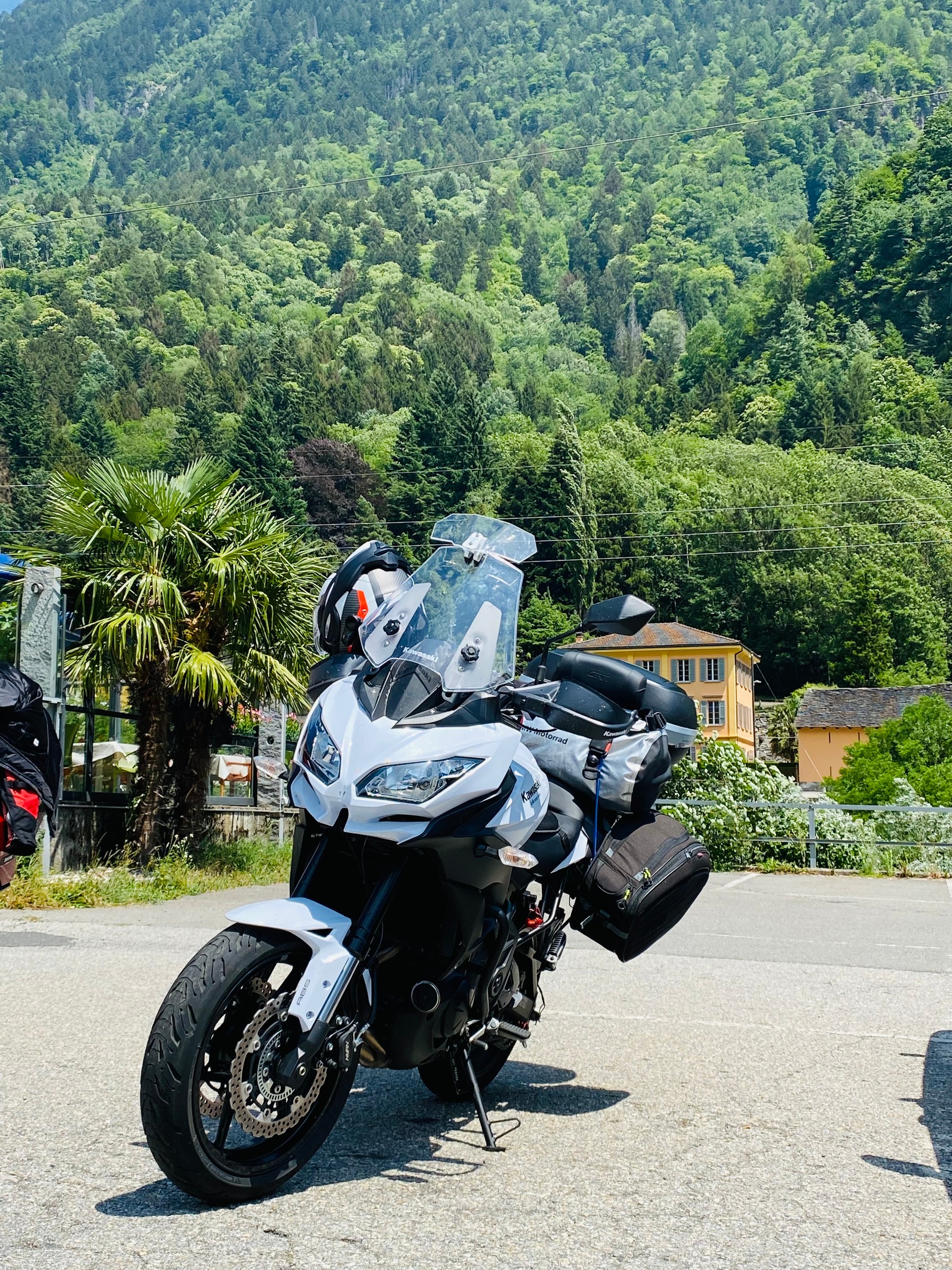 KAWASAKI Versys 650 ABS Tourer-image-1
