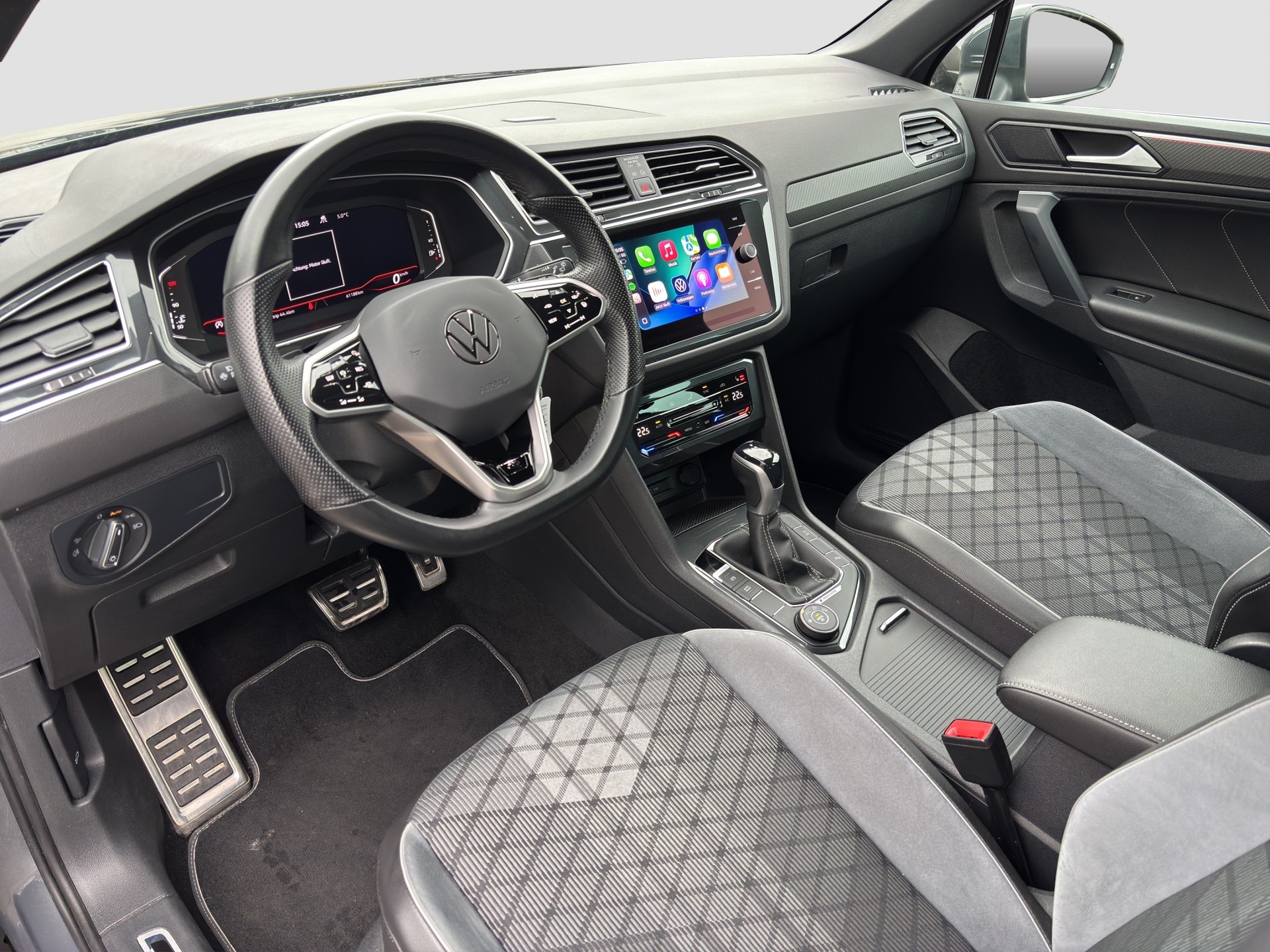 VW Tiguan 2.0 TDI SCR Life 4Motion DSG-image-9