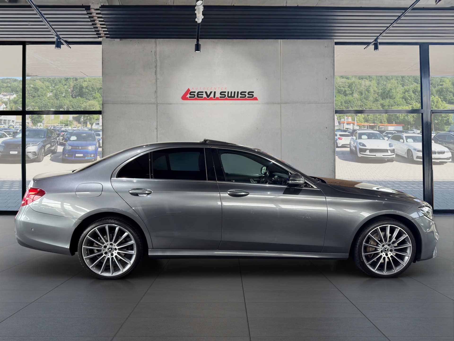 MERCEDES-BENZ E 220 d AMG Line 4Matic 9G-Tronic*Frisch ab MFK,1 Jahr oder 20000km Garantie auf Motor und Getriebe inkl.*-showroom-element-1