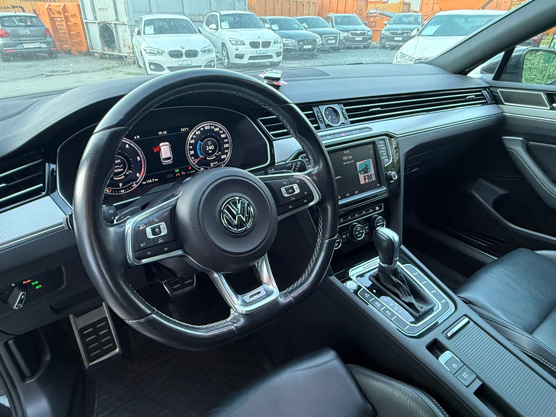 VW Passat Variant 2.0 TDI BMT High. DSG 4Motion-image-13