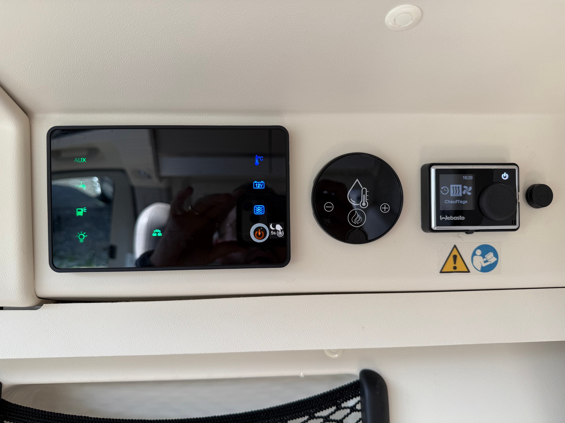 DREAMER D55 UP Addict Automatique 4 places (6m Toit relevable)-image-15