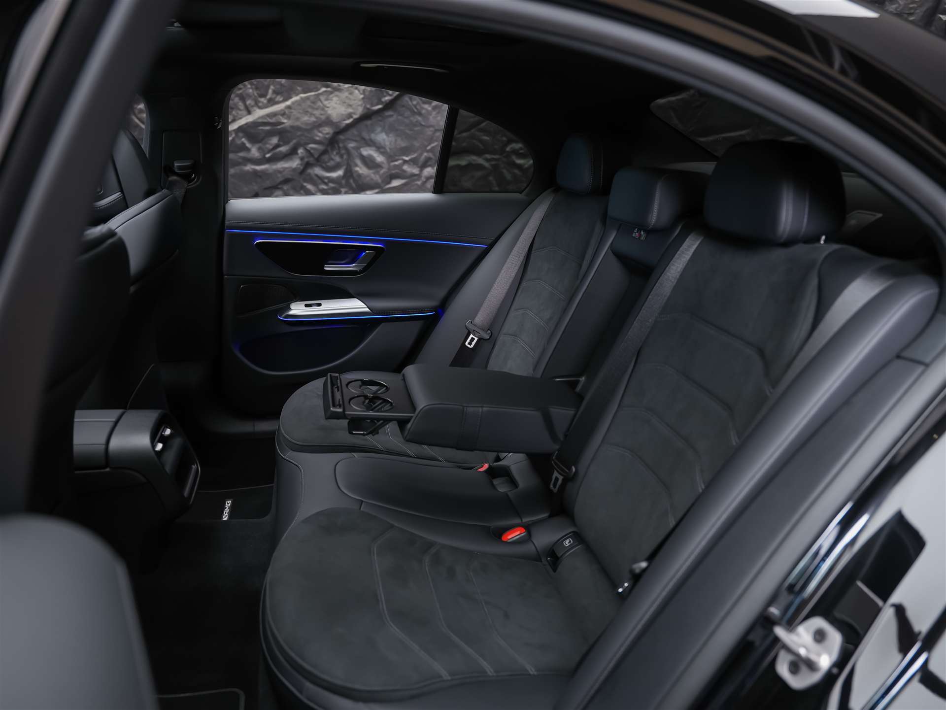 MERCEDES-BENZ E 220 d AMG Line 9G-Tronic *21" Felgen*Werksgarantie*Panorama*Lenkradheizung*-image-15