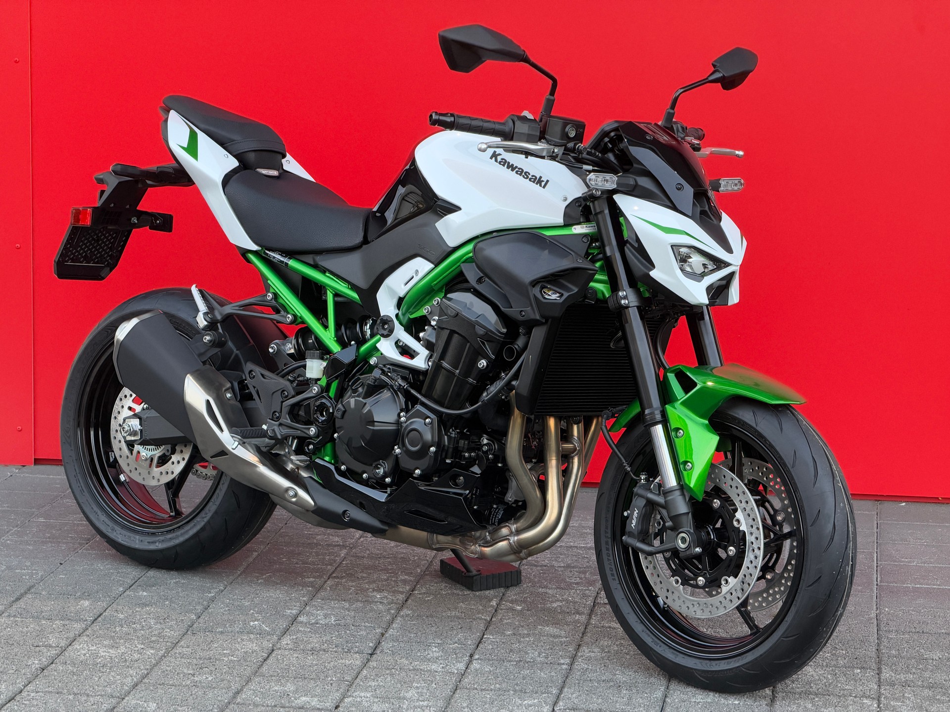 KAWASAKI Z 900-image-4