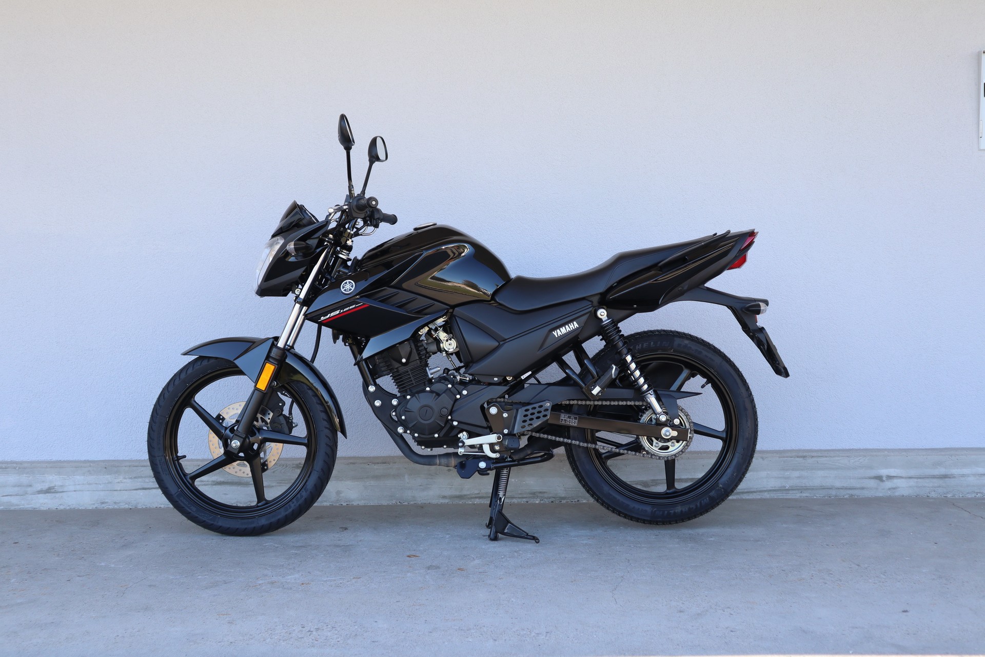 YAMAHA YS 125-image-3