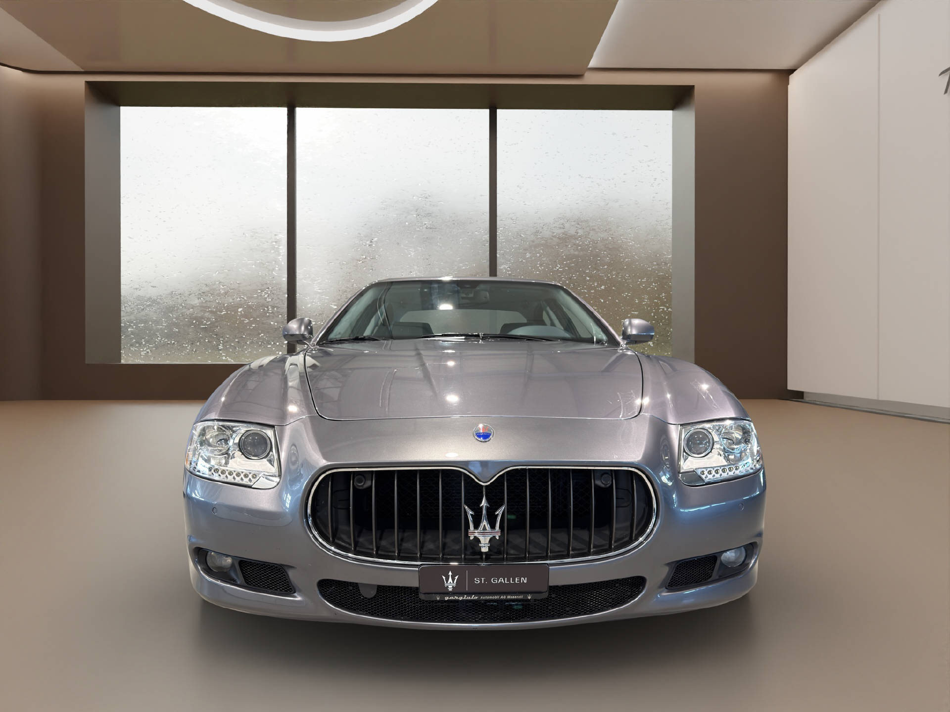MASERATI Quattroporte 4.2 V8-showroom-element-1