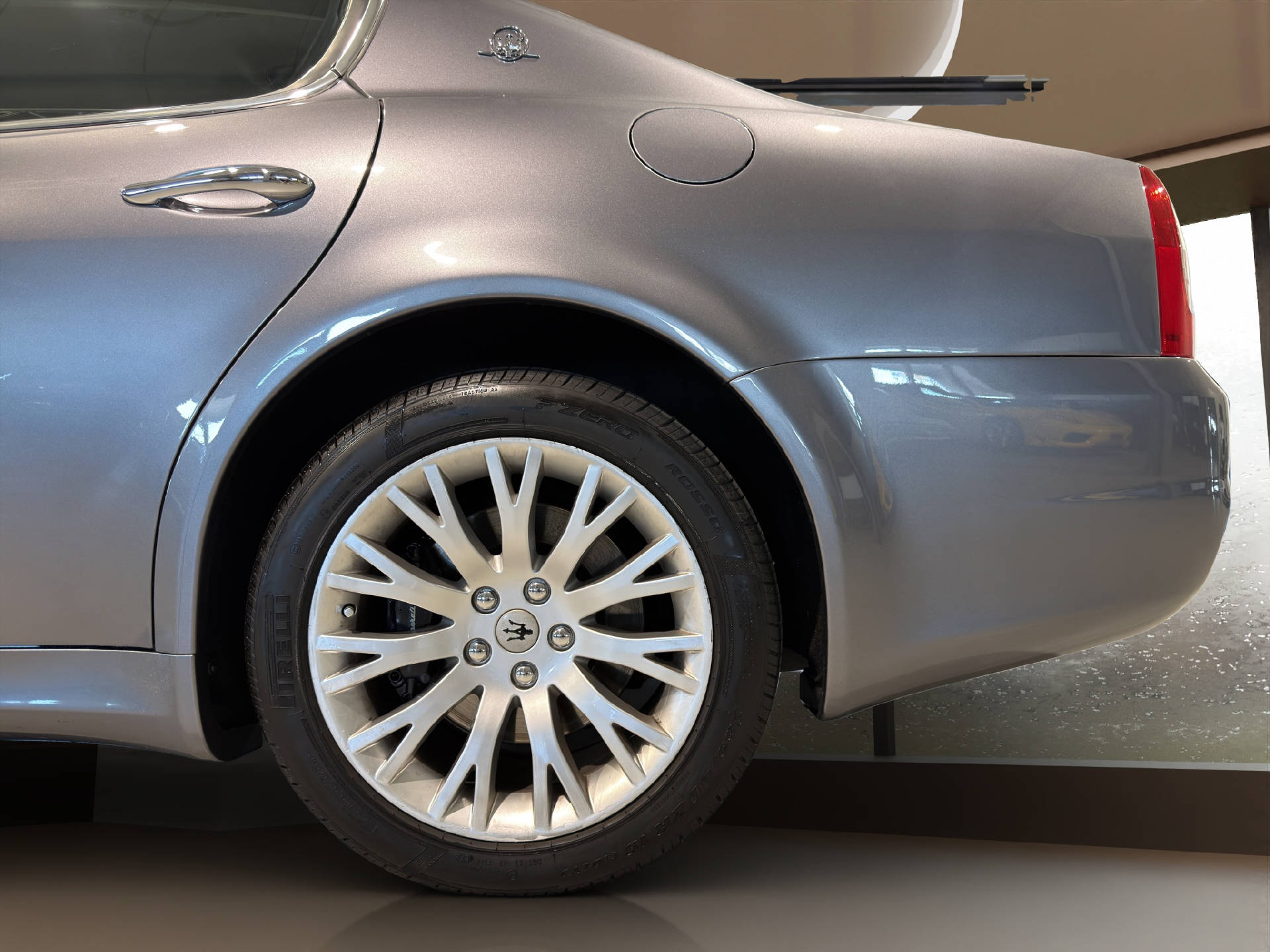 MASERATI Quattroporte 4.2 V8-image-20