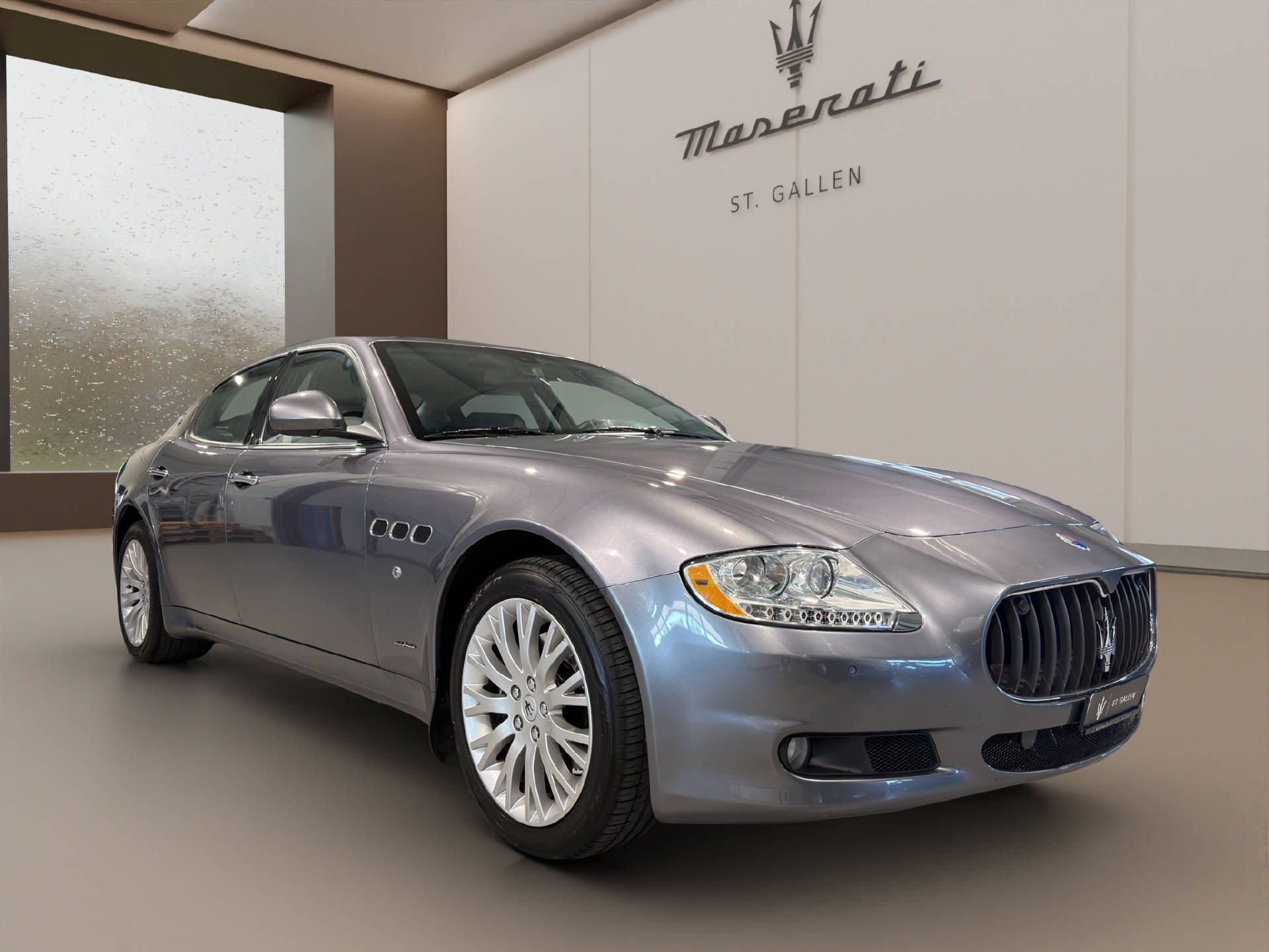MASERATI Quattroporte 4.2 V8-showroom-element-2