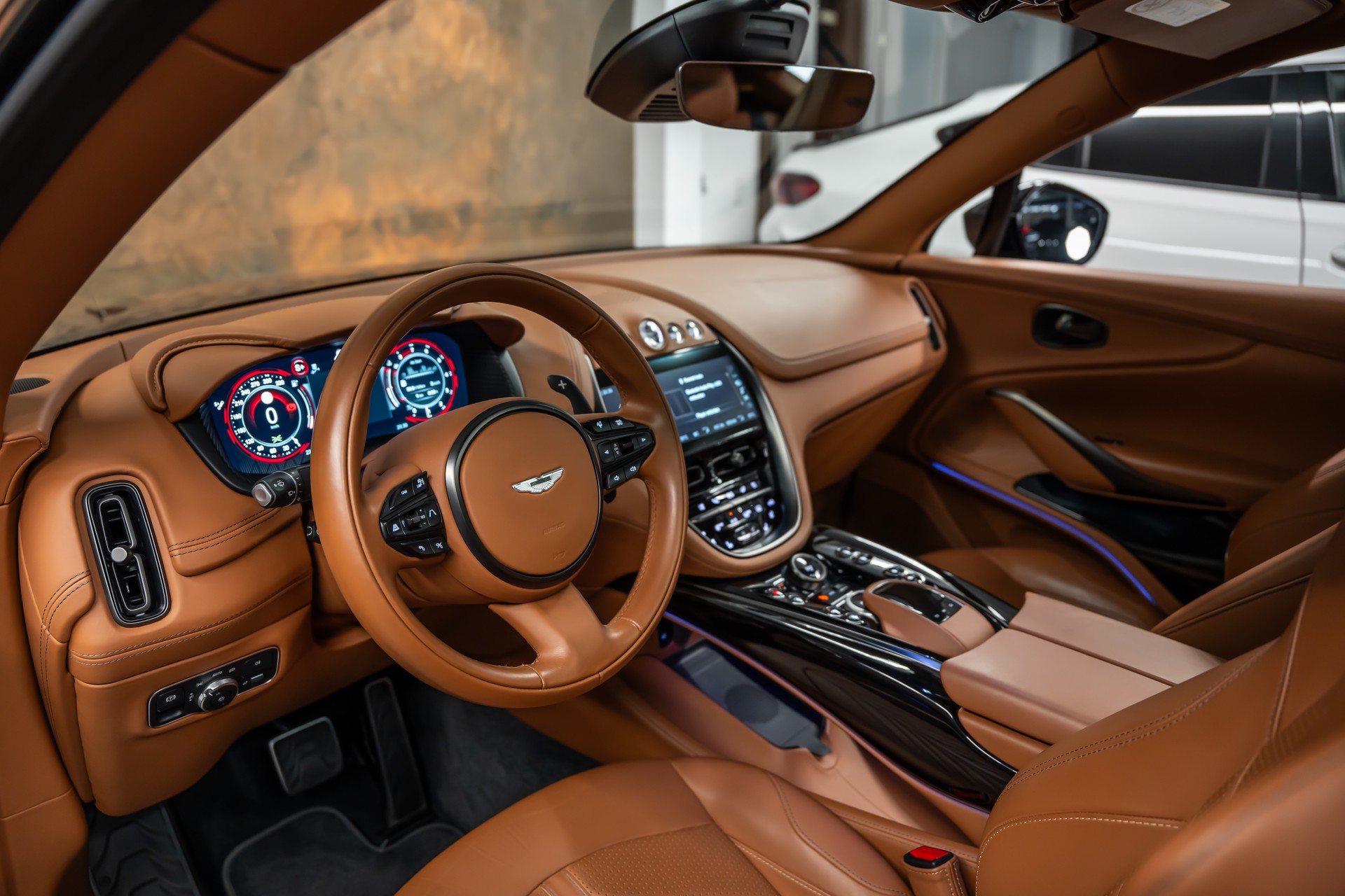 ASTON MARTIN DBX 707 4.0 V8 Bi-Turbo *Sonderlackierung*Garantie*23"*-image-14