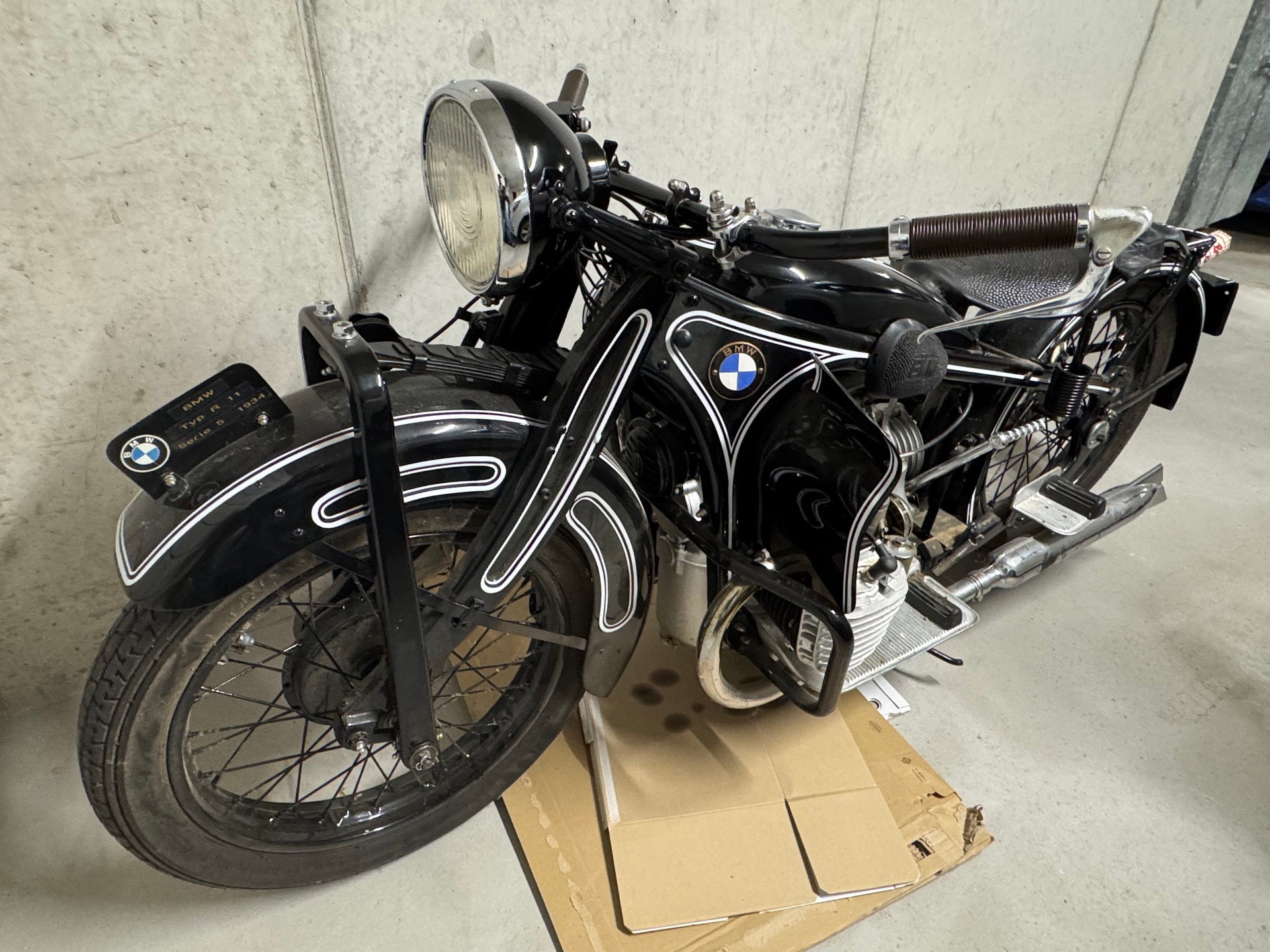 BMW R11 Version 5-image-5