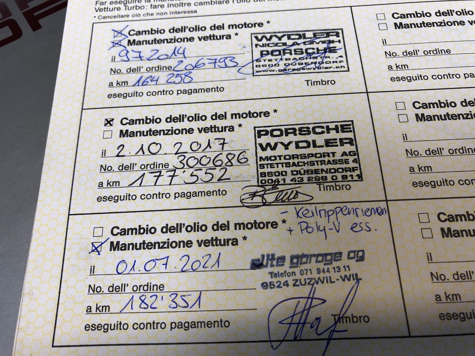 PORSCHE 944 S2 Cabriolet-image-27