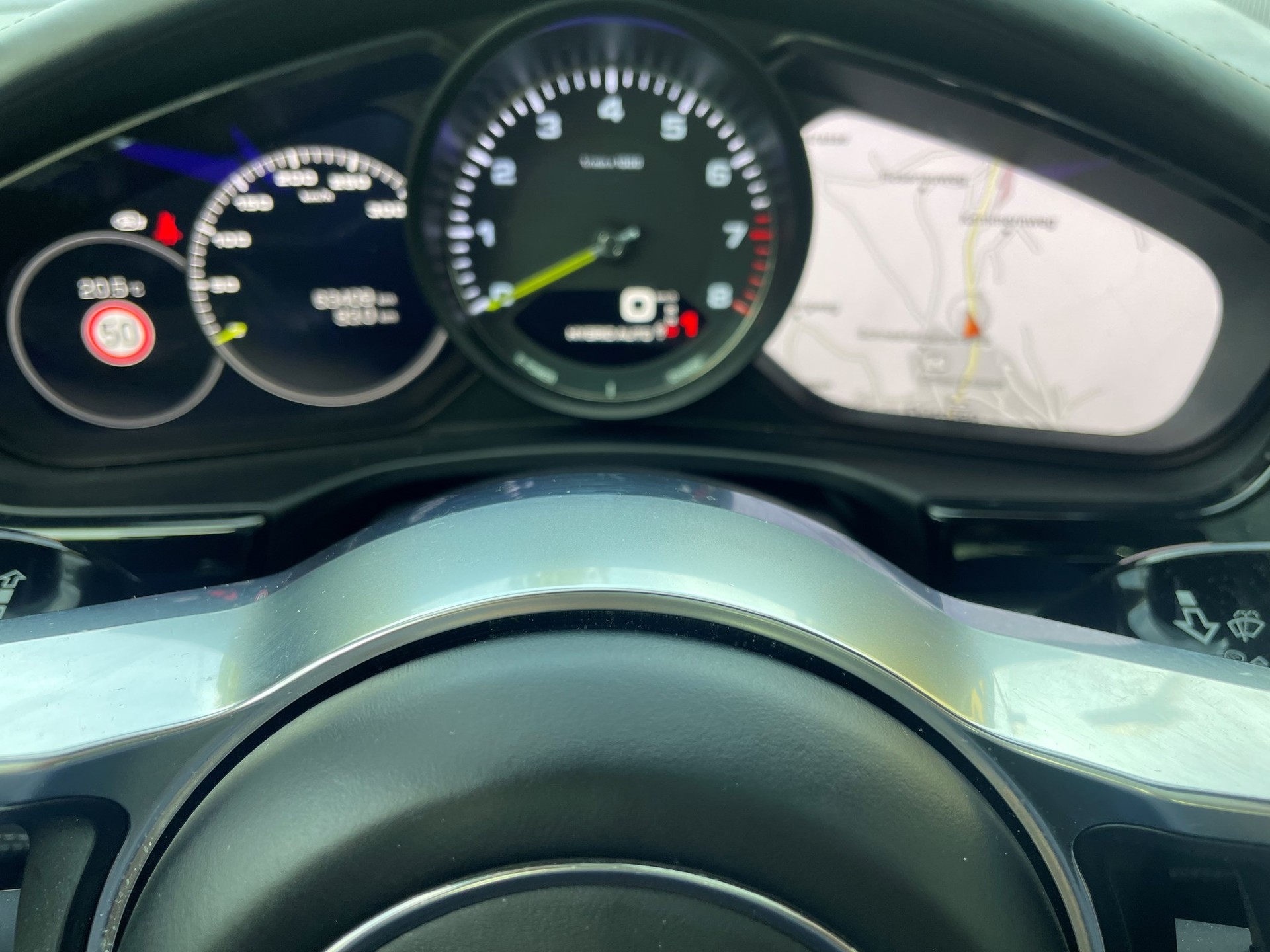 PORSCHE Panamera 4 E-Hybrid PDK-image-5