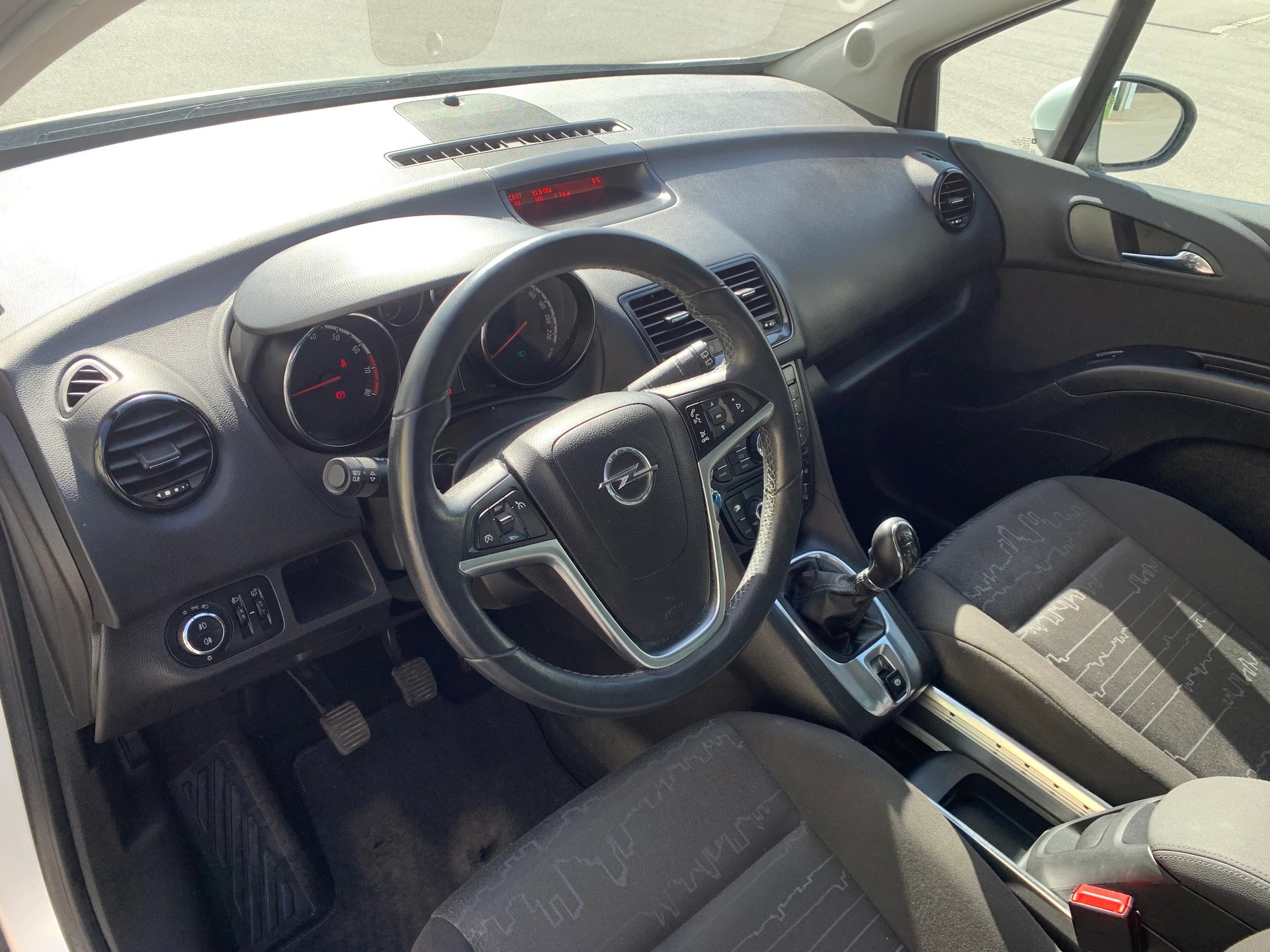 OPEL Meriva 1.4 Turbo-image-7