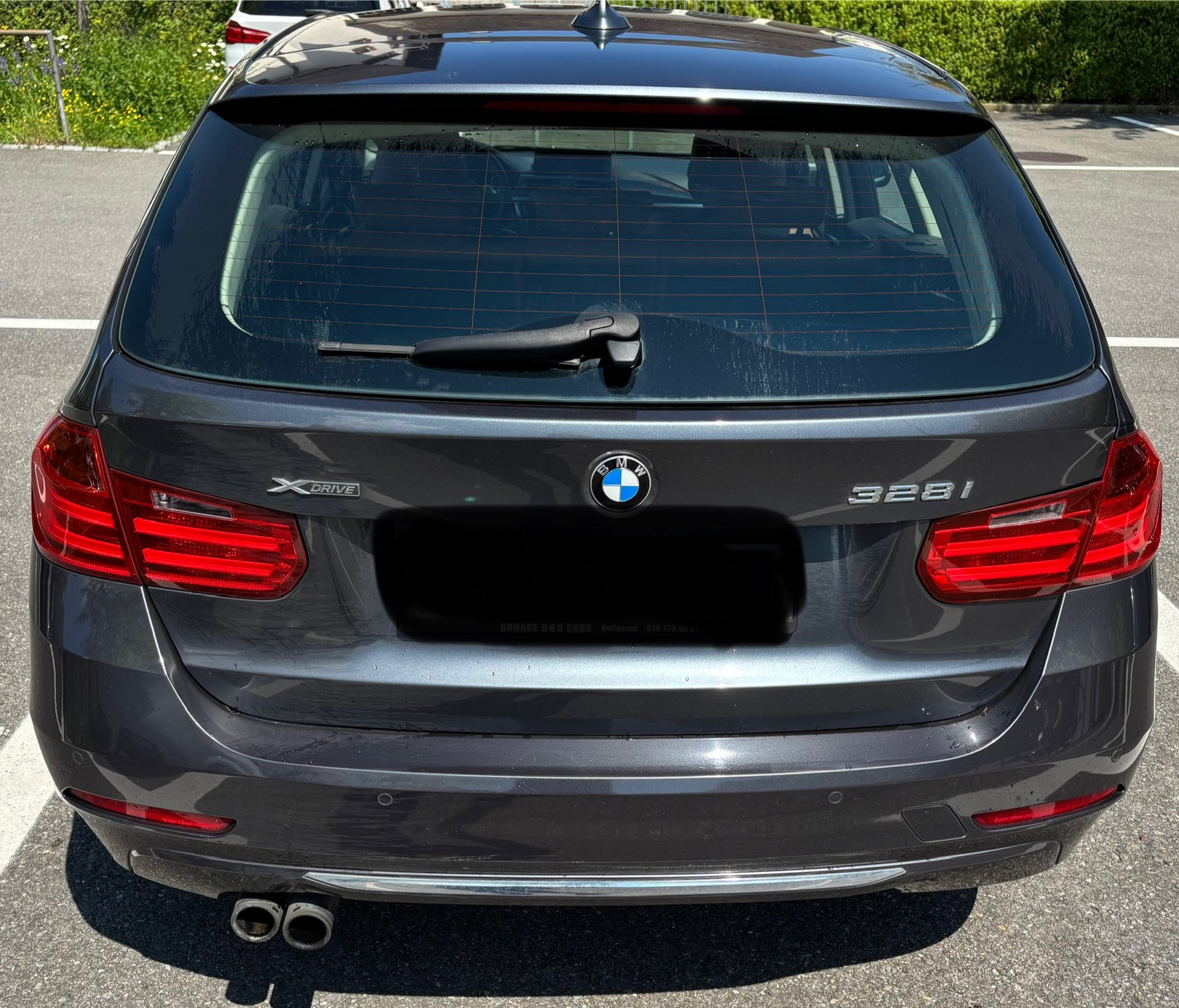 BMW 328i xDrive Touring Luxury Line Steptronic-image-4