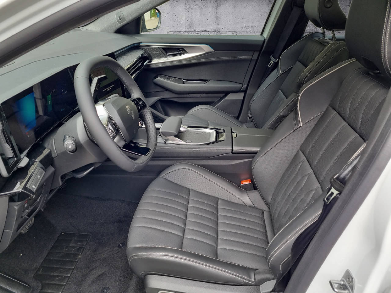 RENAULT Espace E-Tech Full Hybrid iconic 200 7P-image-4
