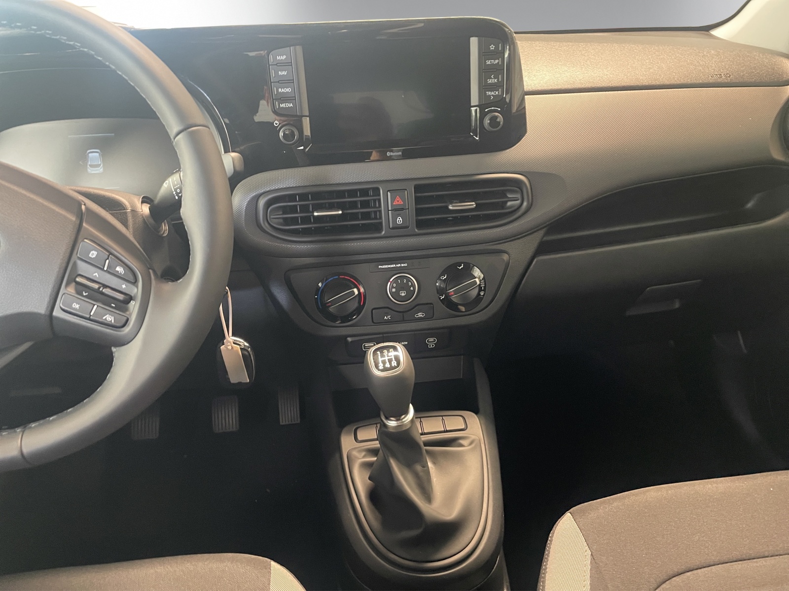 HYUNDAI i10 1.0 Origo-image-8