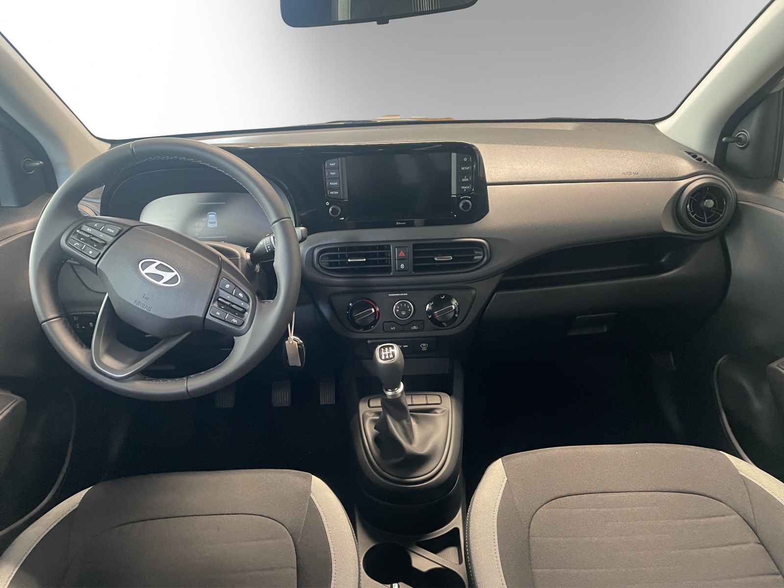 HYUNDAI i10 1.0 Origo-image-7