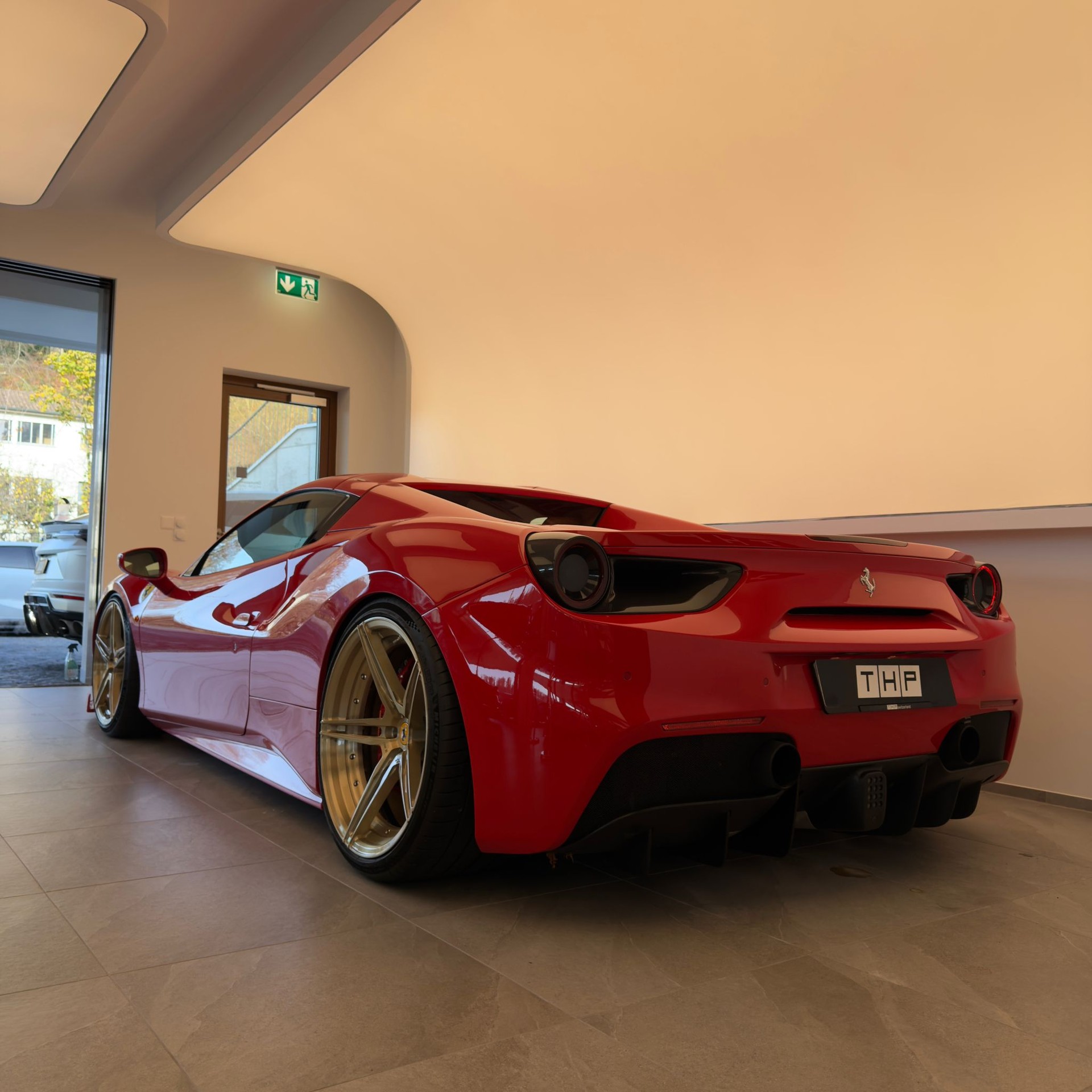 FERRARI 488 Spider 3.9 V8-image-4
