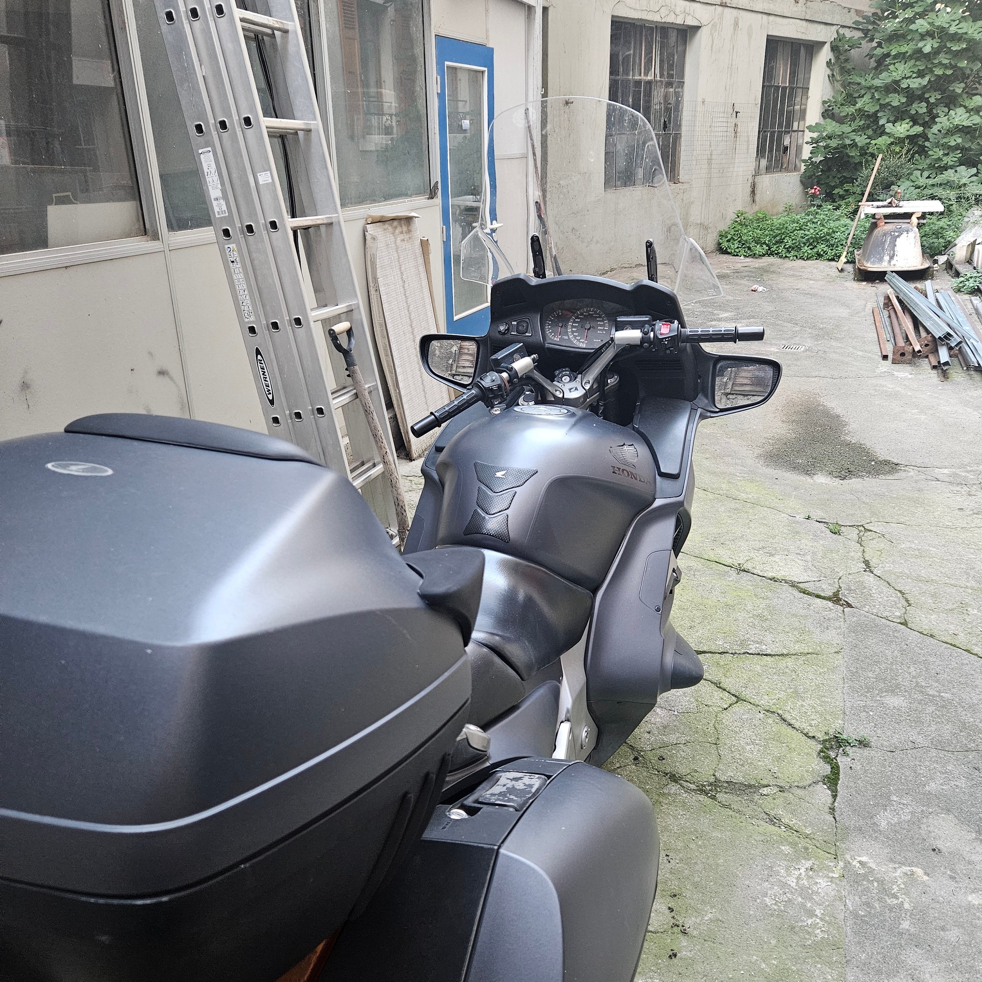 HONDA ST 1300 Pan-European-image-4