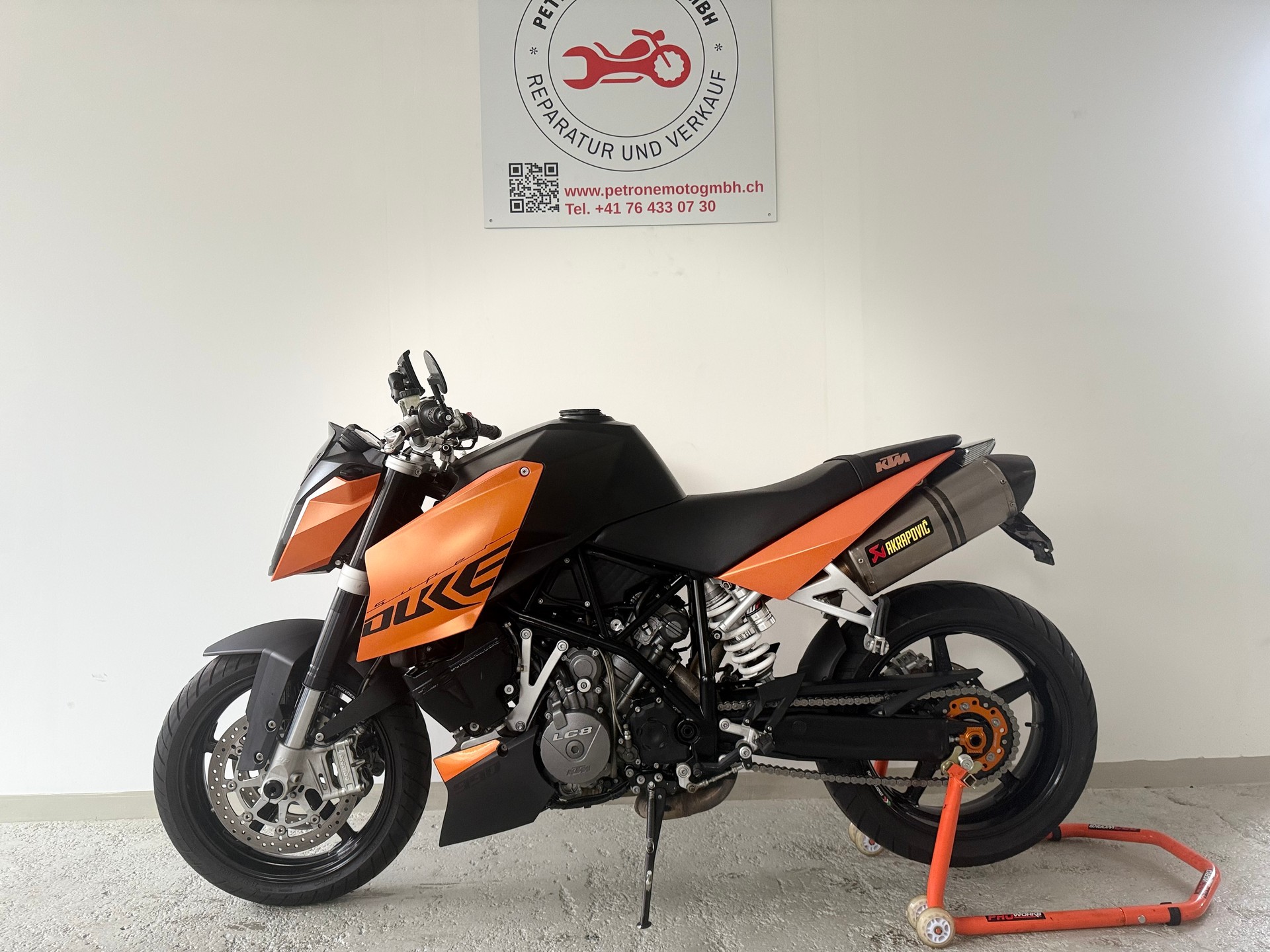 KTM 990 Super Duke-image-0