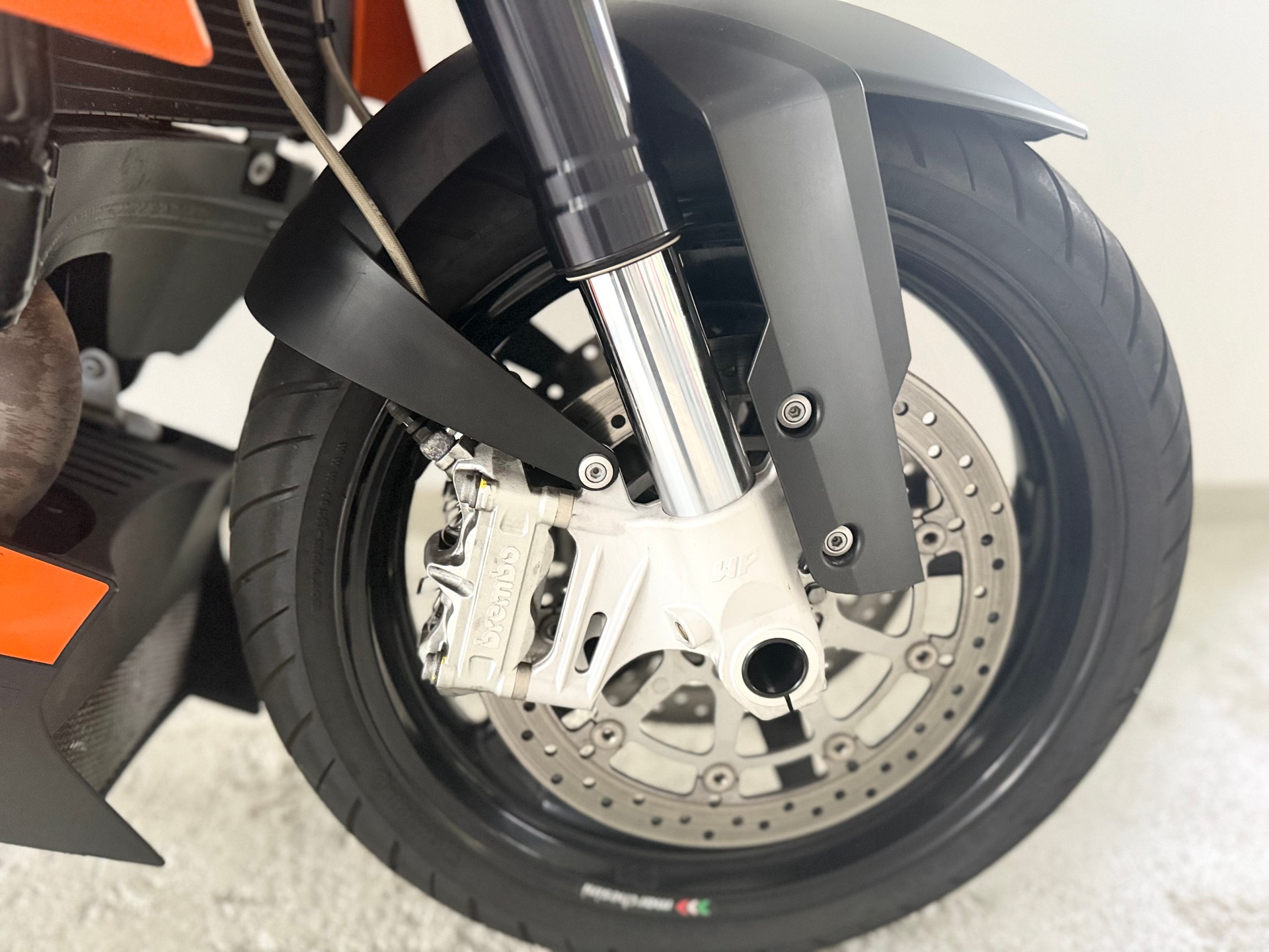 KTM 990 Super Duke-image-9