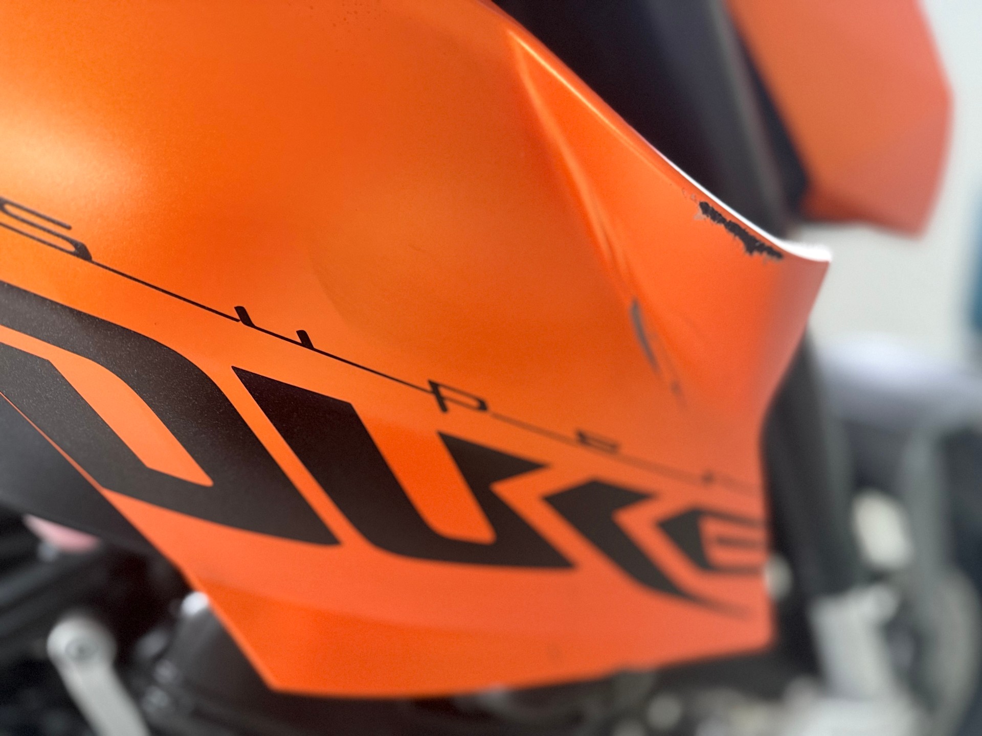 KTM 990 Super Duke-image-7