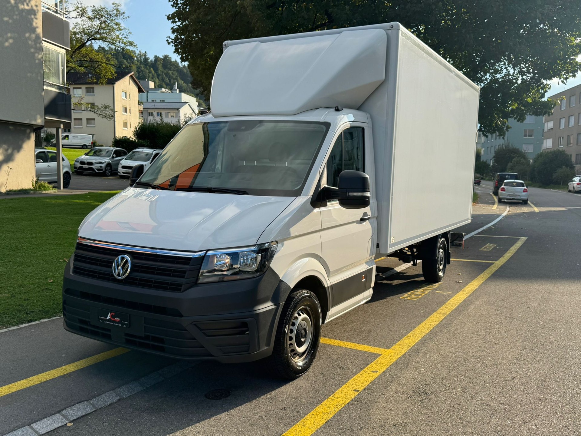 VW Crafter 35 2.0 TDI Koffer/Hebebuhne Champion L4 A-showroom-element-1