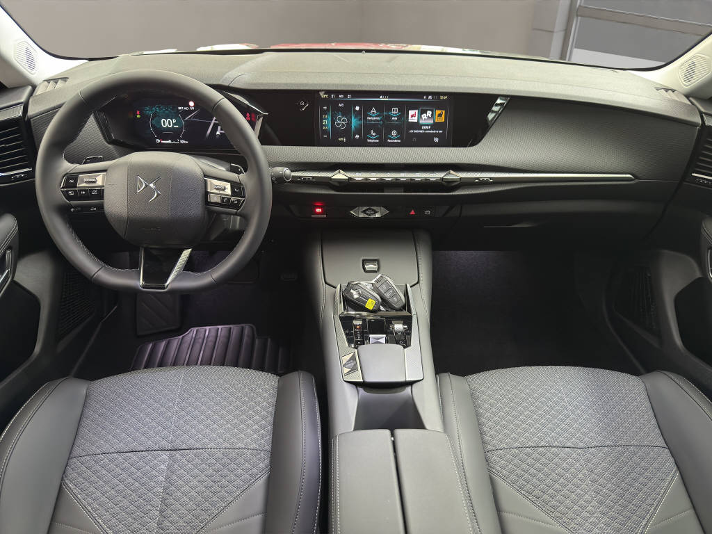 DS AUTOMOBILES No4 HYBRIDE 145 e-DCS6 Pallas-image-7