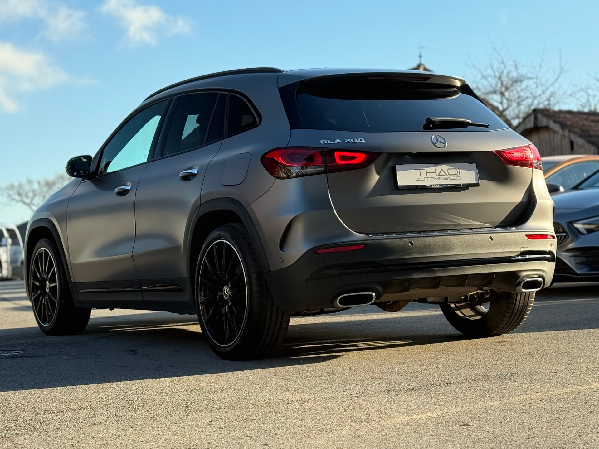 MERCEDES-BENZ GLA 200 AMG Line 7G-DCT GREY MATT-image-8