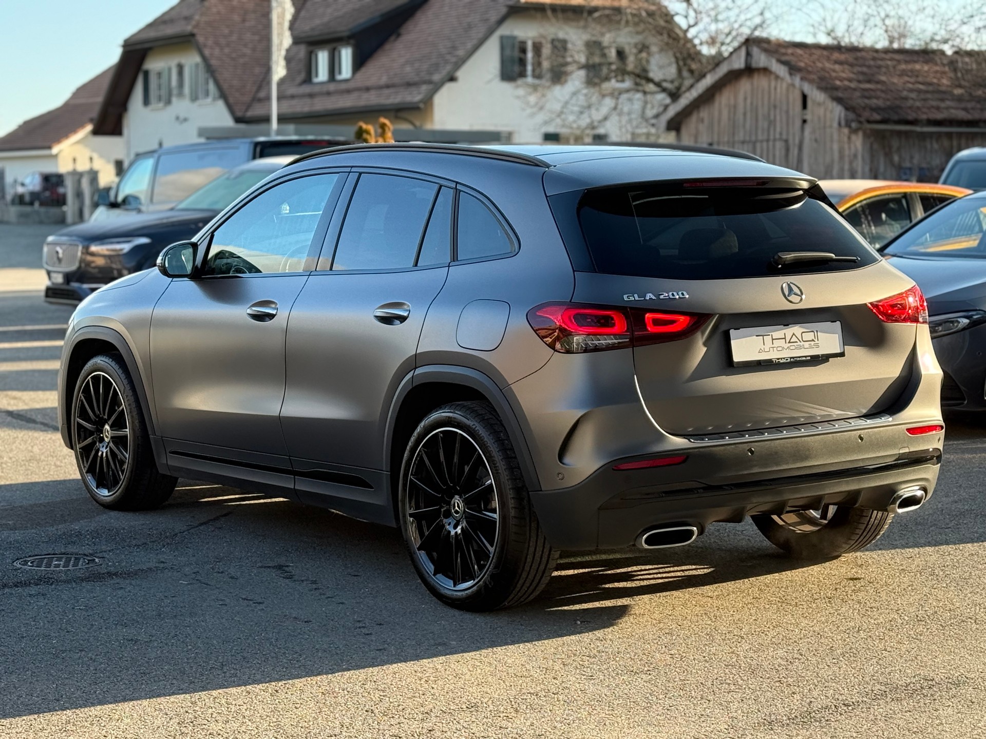 MERCEDES-BENZ GLA 200 AMG Line 7G-DCT GREY MATT-image-7