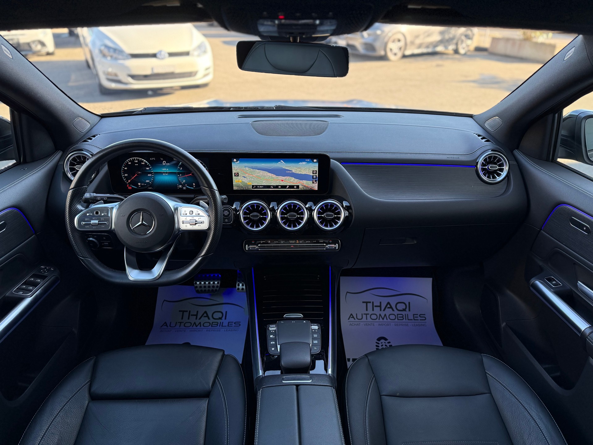MERCEDES-BENZ GLA 200 AMG Line 7G-DCT GREY MATT-image-16