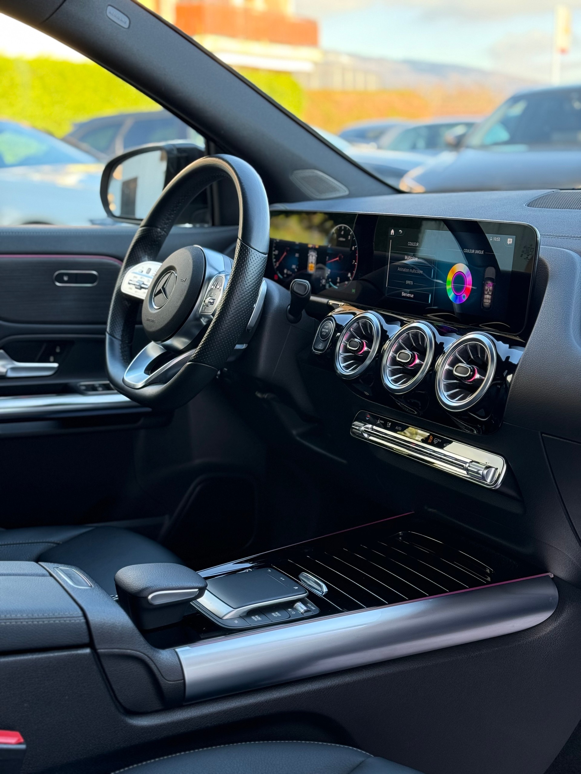 MERCEDES-BENZ GLA 200 AMG Line 7G-DCT GREY MATT-image-19