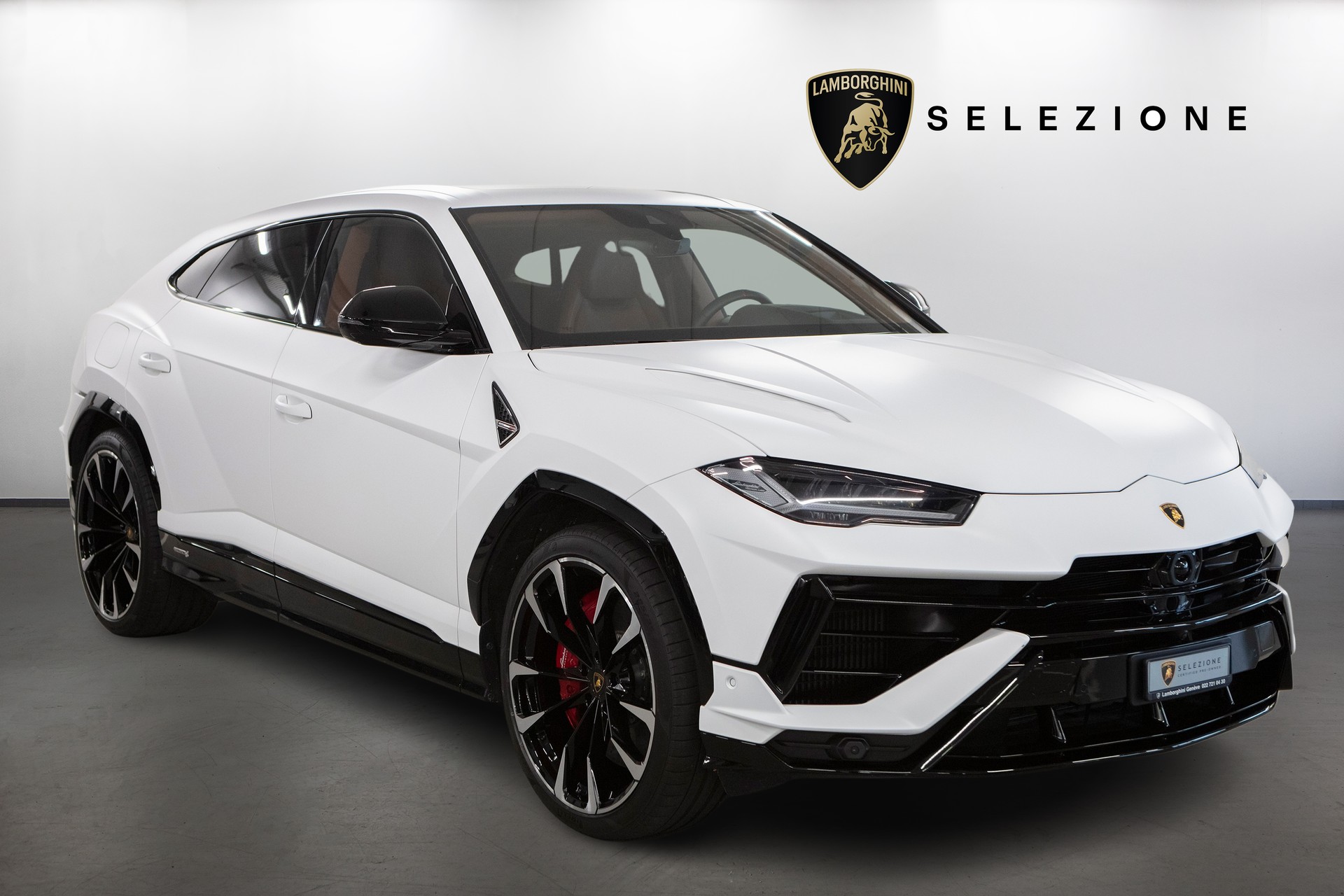 LAMBORGHINI Urus S E-Gear