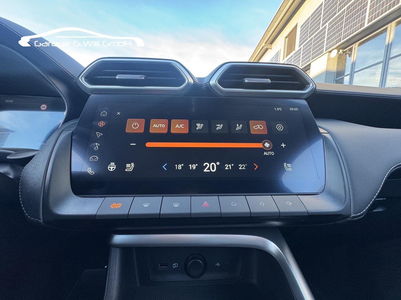 MG ZS 1.5 Hybrid+ Luxury-image-15